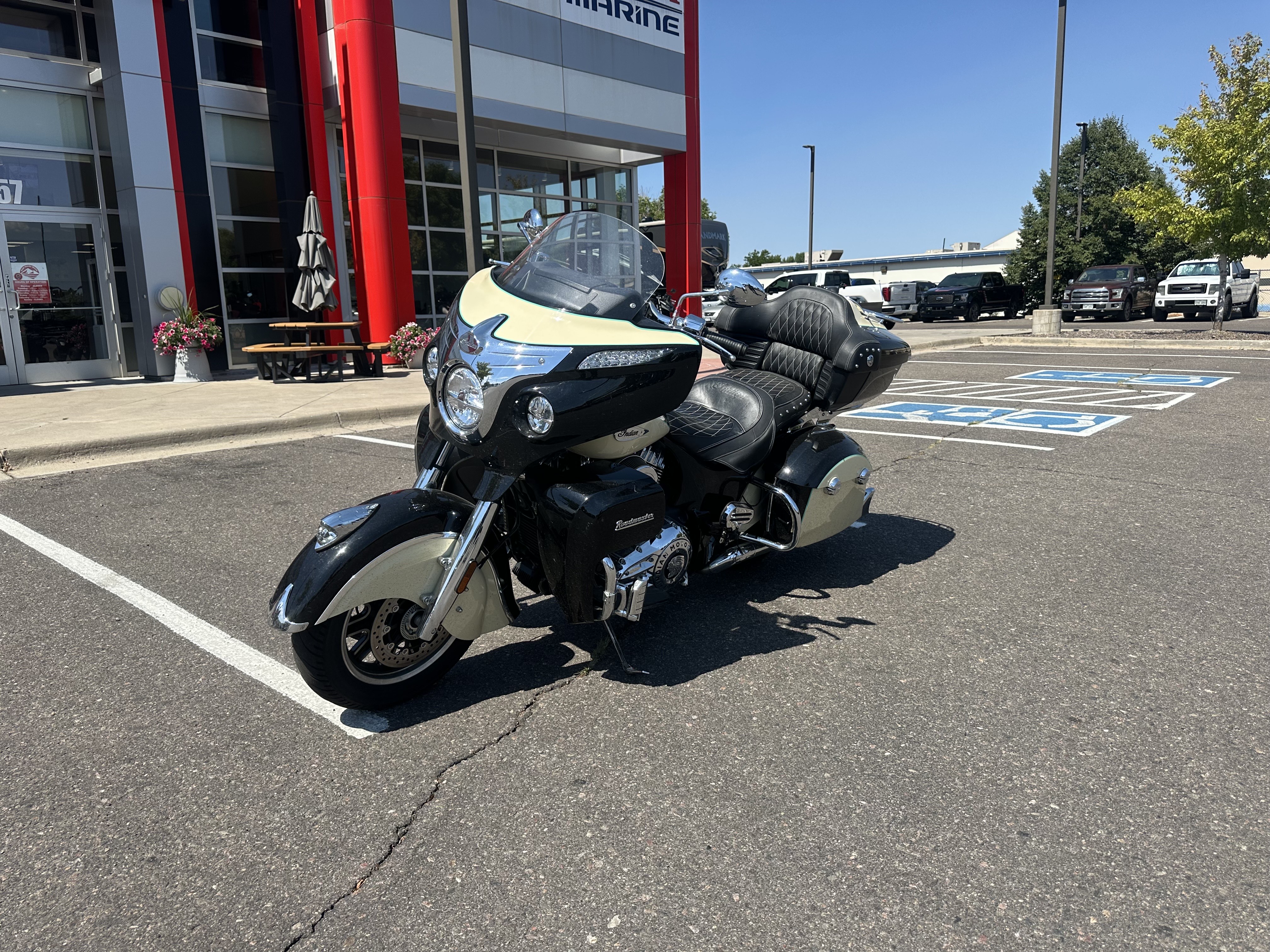 2018 Indian Motorcycle ROADMASTER - Photo 2