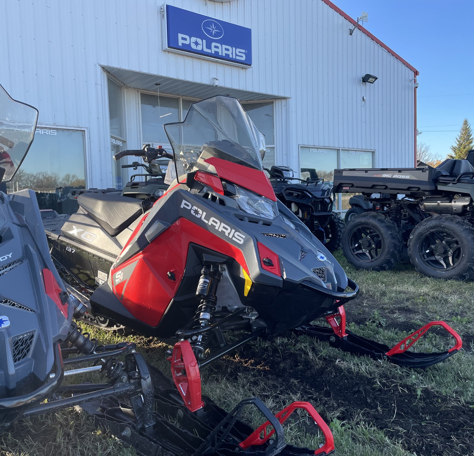 2024 Polaris PROSTAR S4 INDY XC 137 ES - Photo 3
