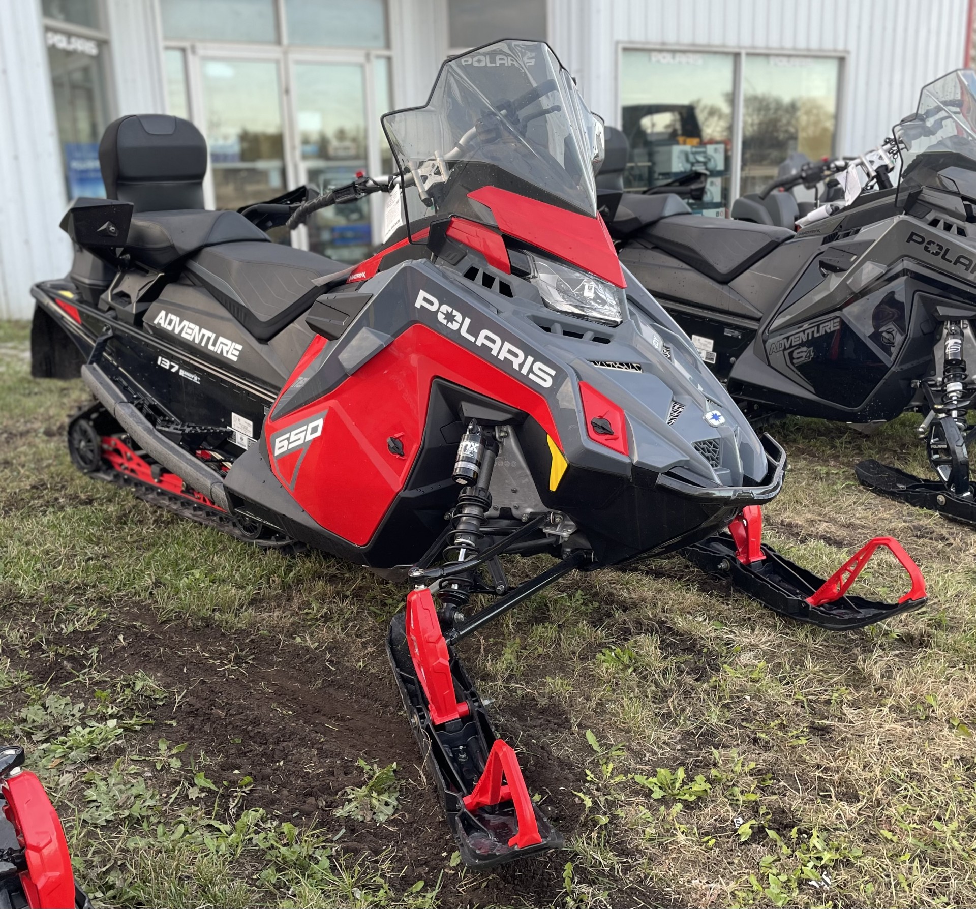 2024 Polaris 650 INDY ADV 137 ES
