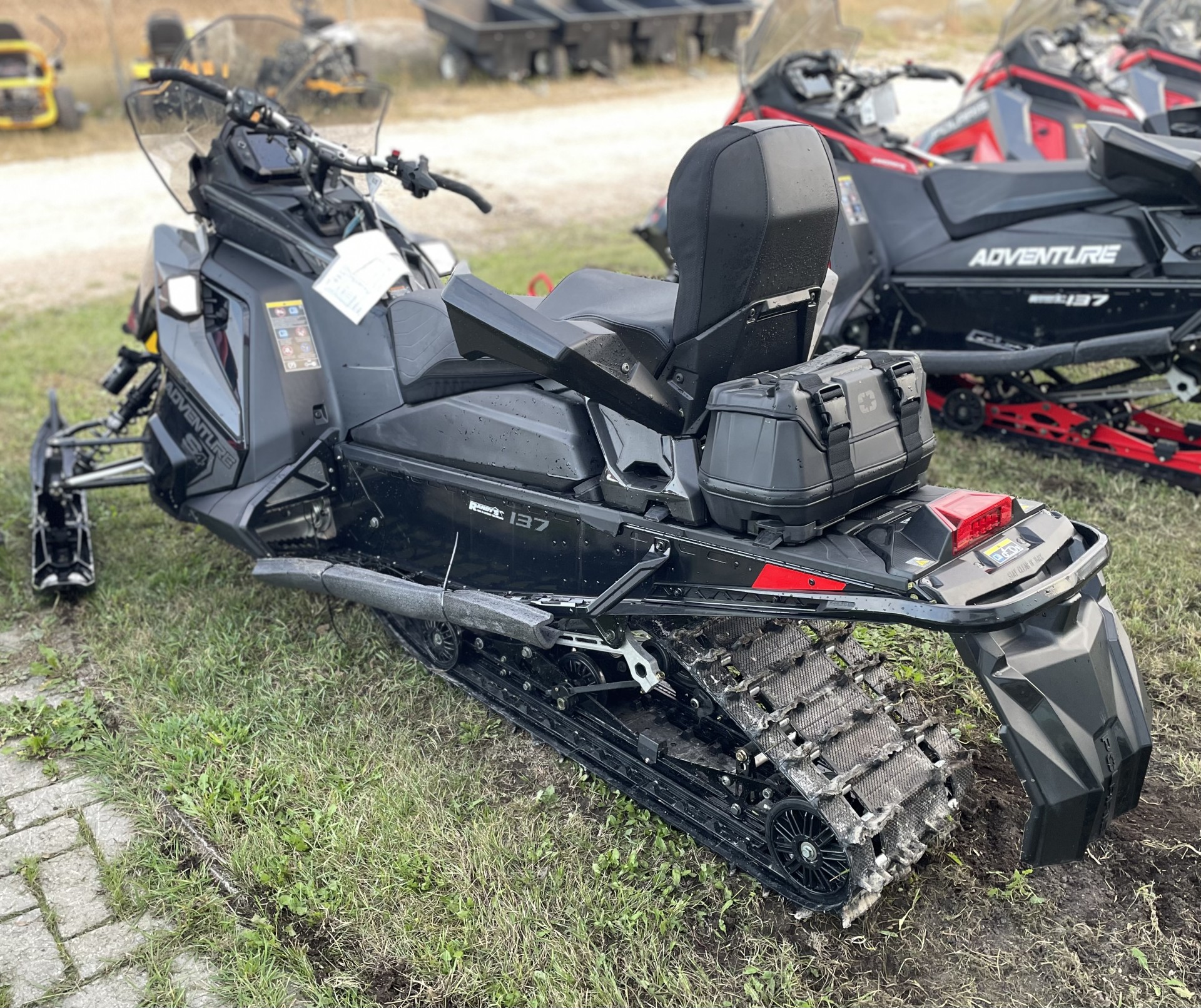 2025 Polaris PROSTAR S4 INDY ADVENTURE 137 - Photo 4