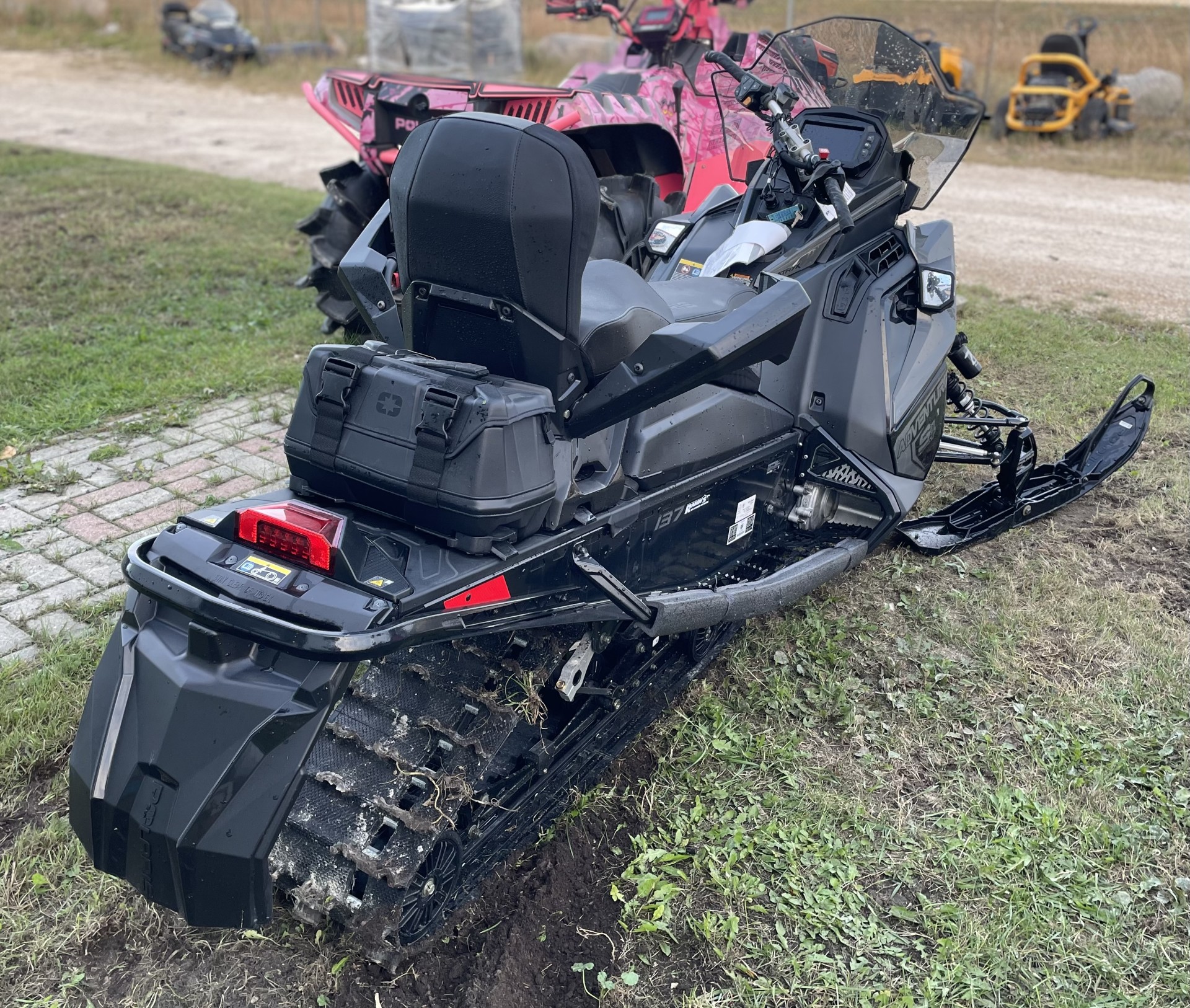 2025 Polaris PROSTAR S4 INDY ADVENTURE 137 - Photo 5