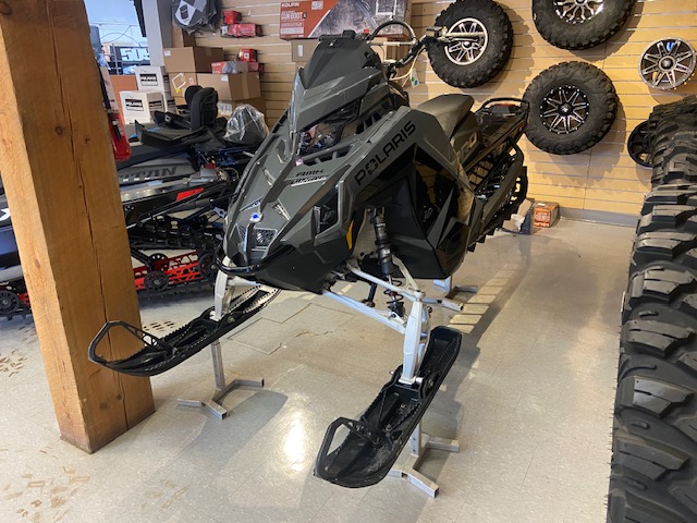 2024 Polaris Pro RMK 9R Slash 155 - Photo 3