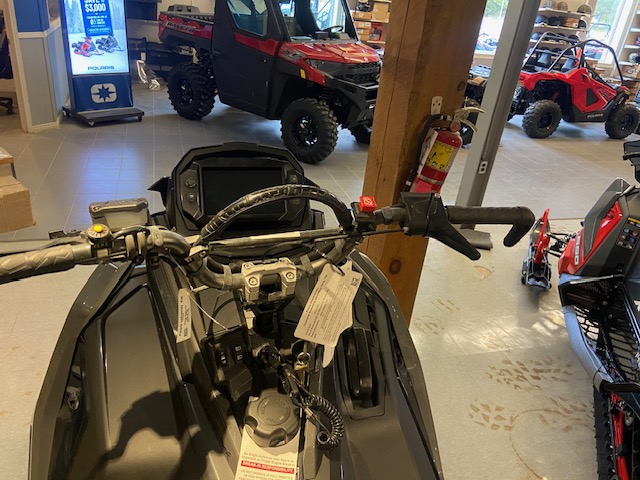 2024 Polaris Pro RMK 9R Slash 155 - Photo 4
