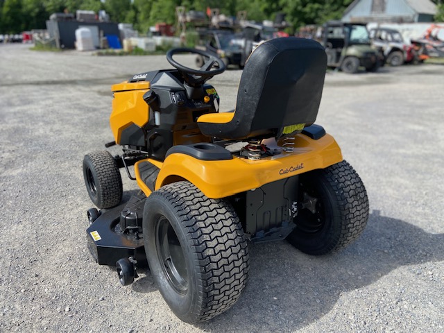 2025 Cub Cadet XT1 ST 54 Lawn tractor with fab deck - Photo 5