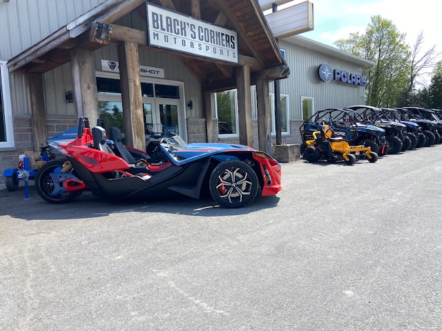 2025 Slingshot SLINGSHOT R  auto Drive  Royal Red - Photo 7