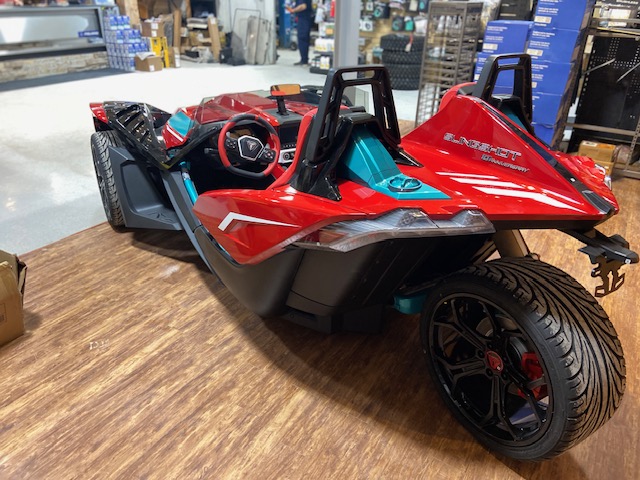 2025 Slingshot SLINGSHOT 10 Radiant Red Pearl - Photo 7