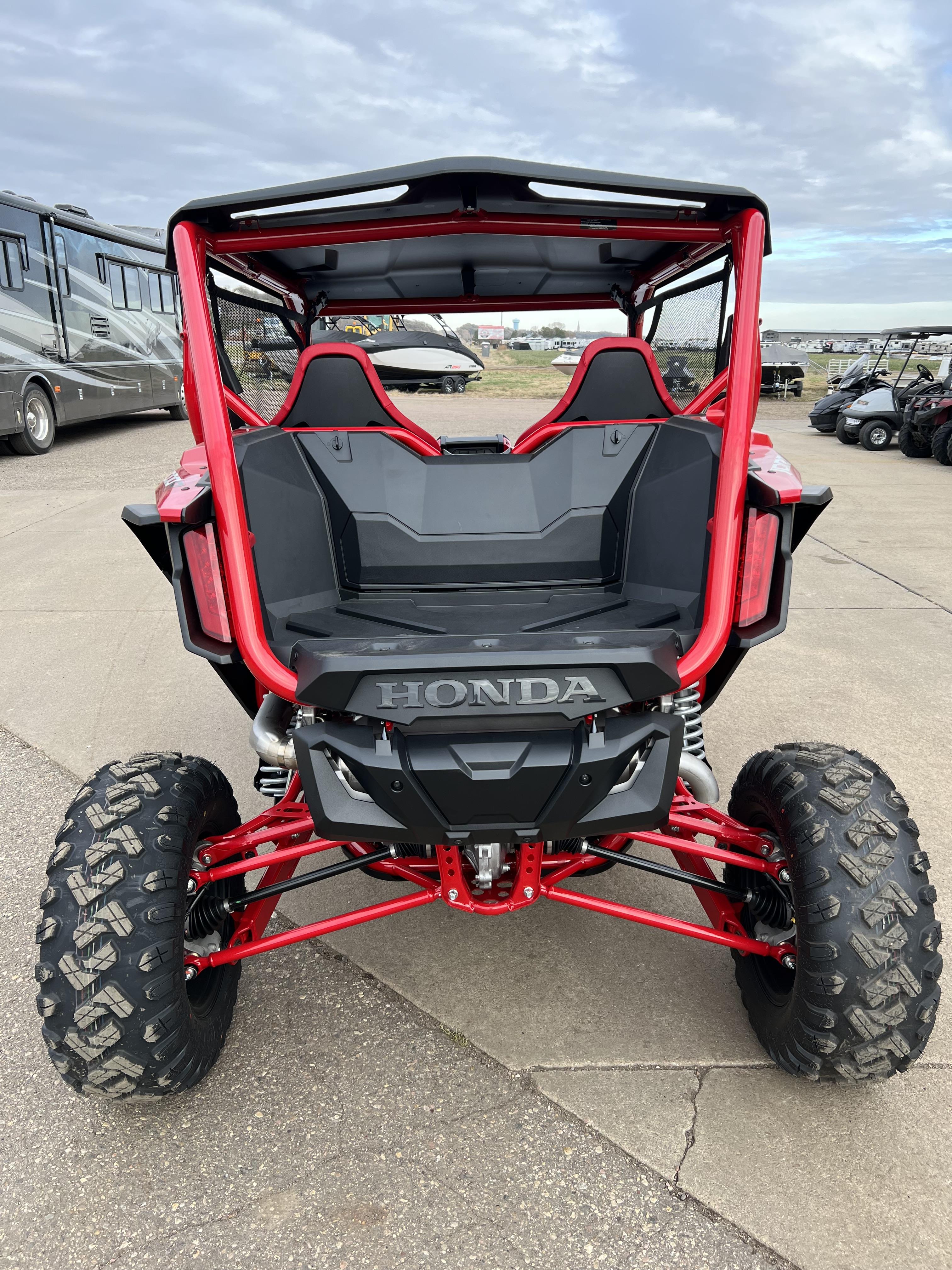 Side x Side All Seasons Powersports Yankton, SD (605) 6657433