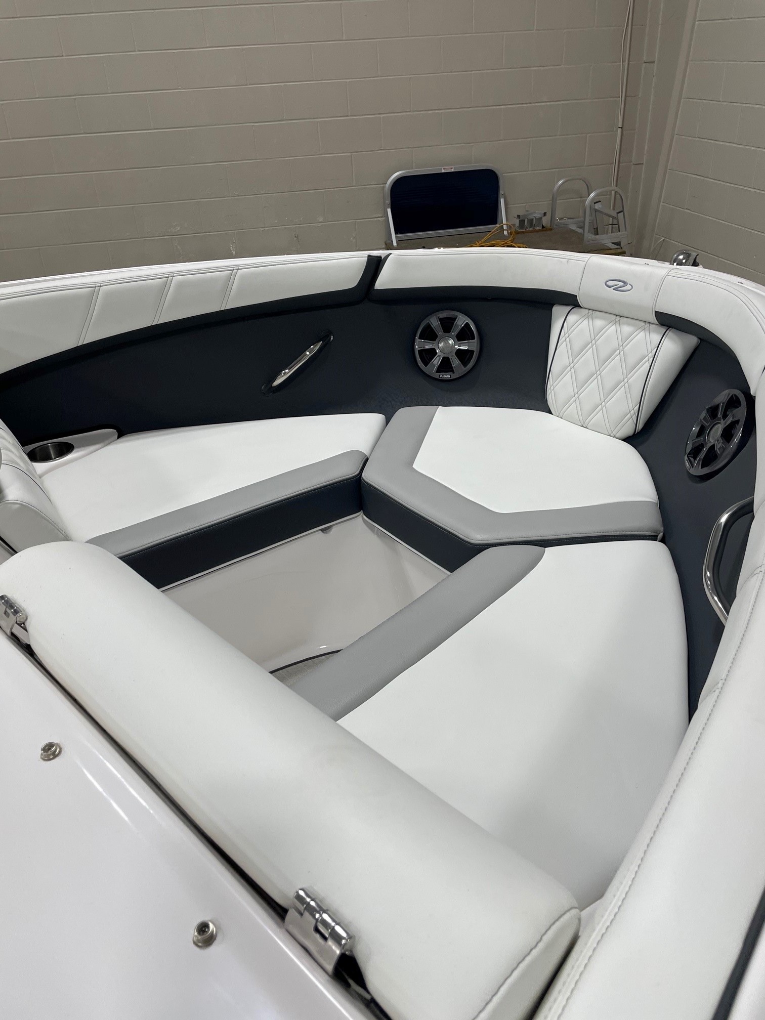 Used Inventory Maple City Marine Chatham, ON (519) 3543640