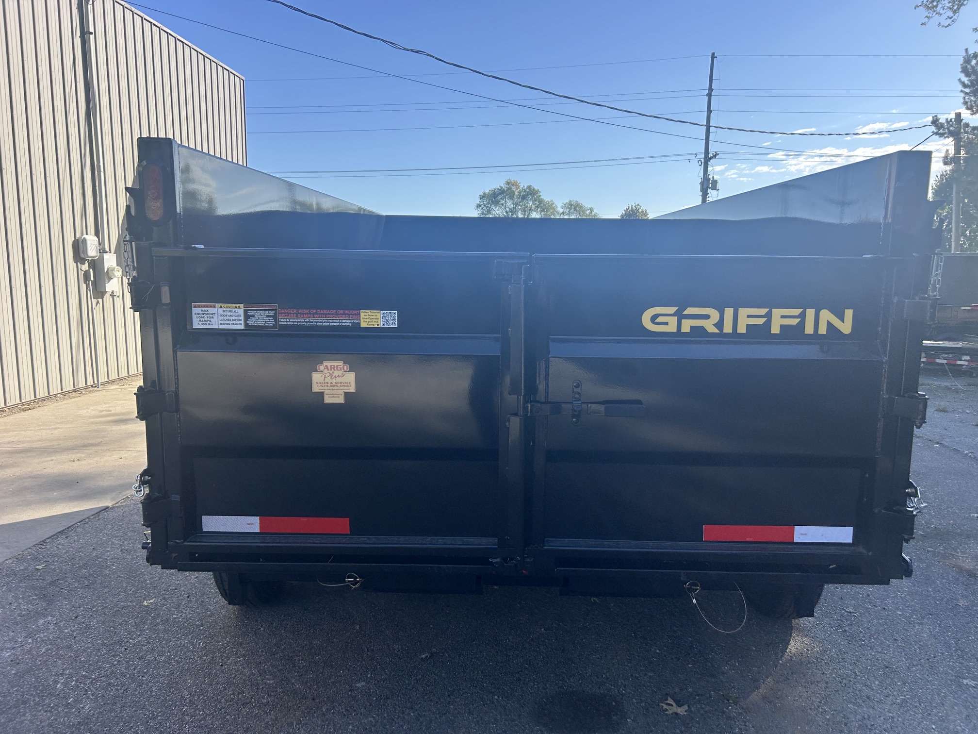 2027 Griffin photo 3