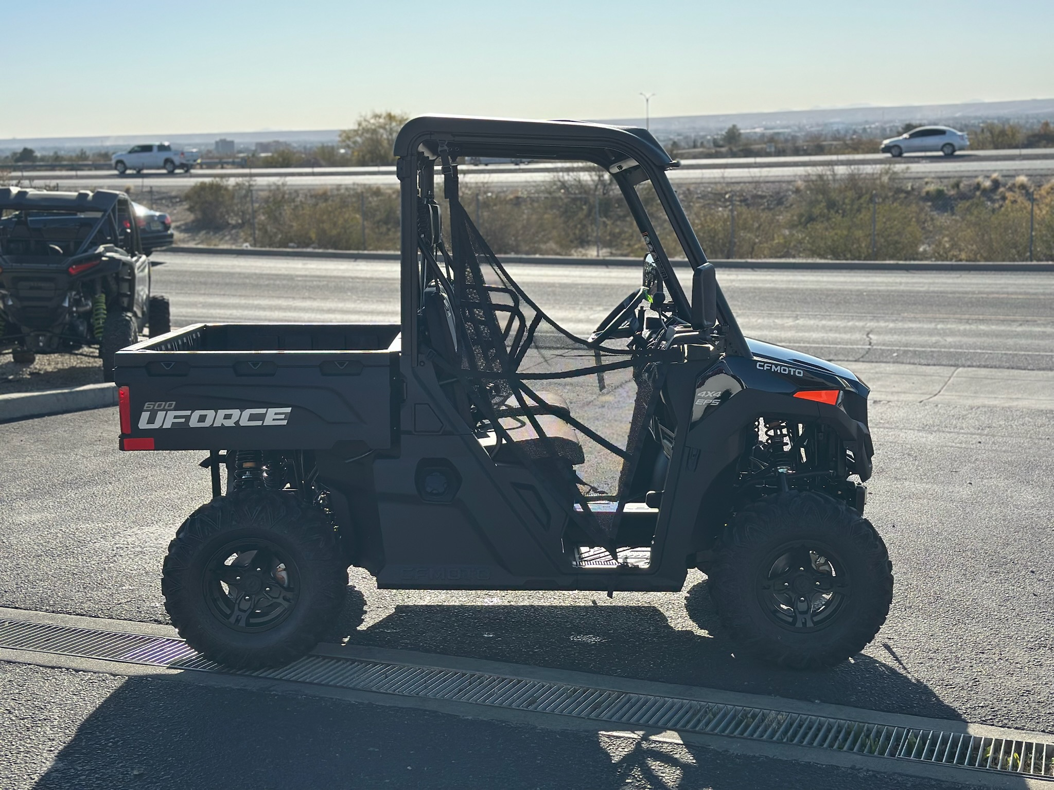 2025 CFMOTO UFORCE 600 NEBULA BLACK - Photo 6