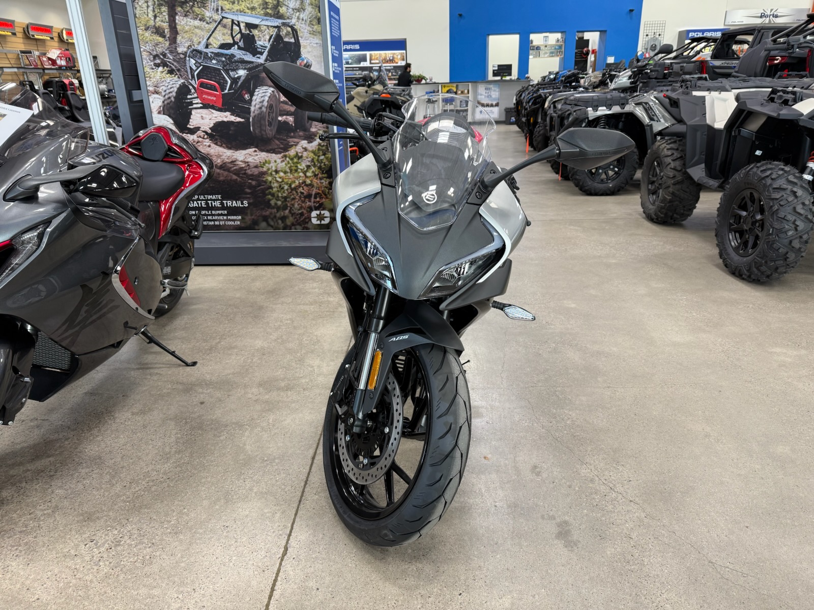 2024 CFMOTO CFMOTO 300SS NEBULA BLACK