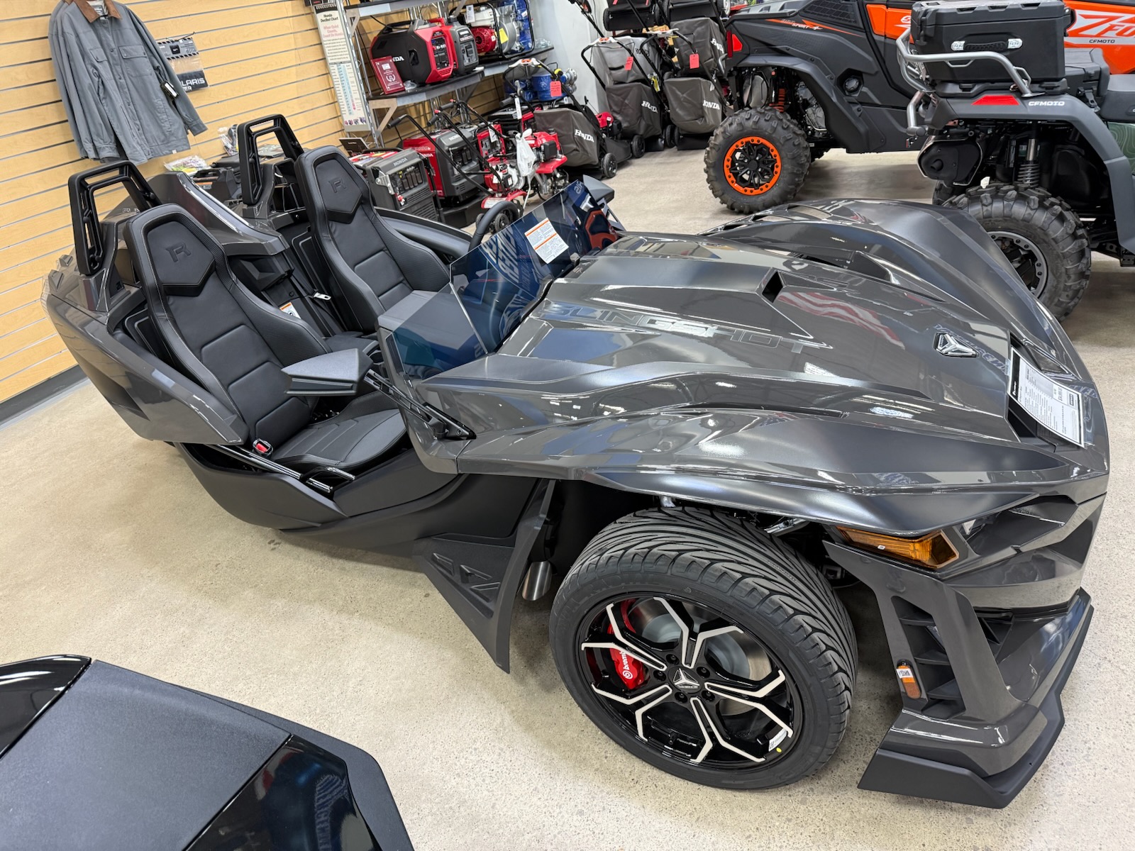 2025 Slingshot 2025 SLINGSHOT R MANUAL NIGHTFALL - Photo 2