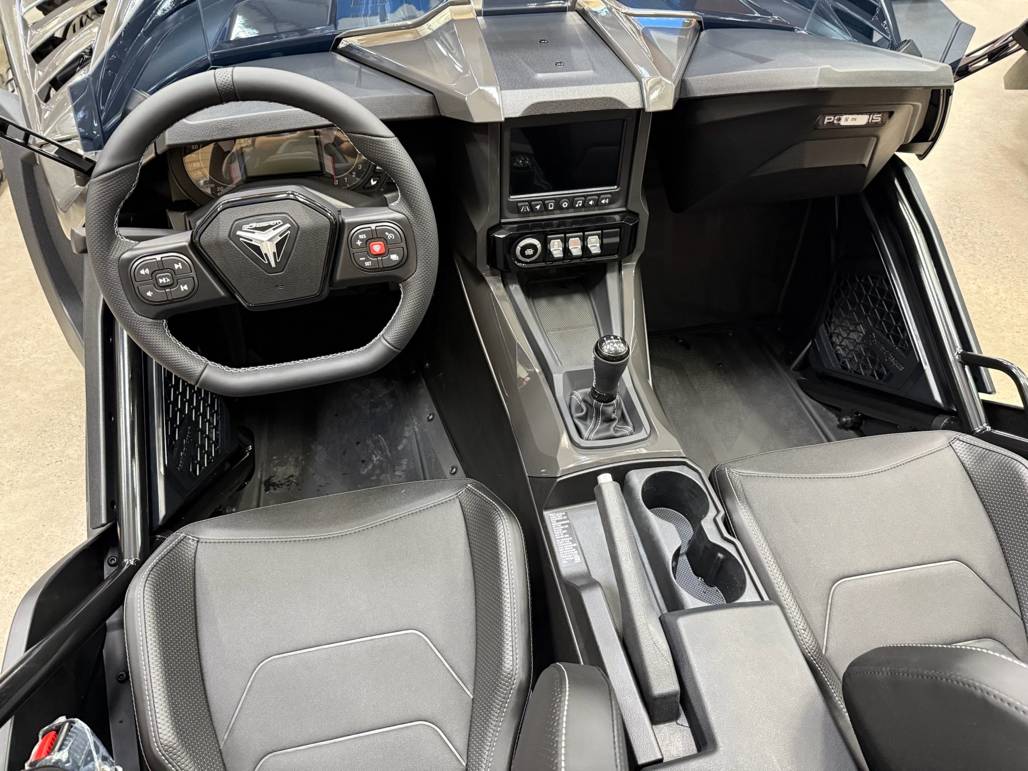 2025 Slingshot 2025 SLINGSHOT R MANUAL NIGHTFALL - Photo 4
