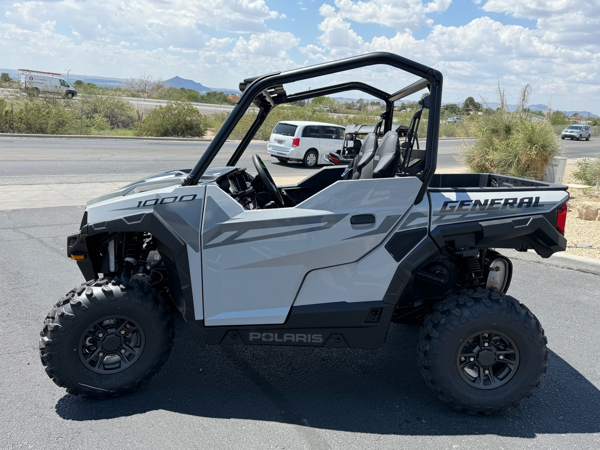 2026 Polaris 2026 POLARIS GENERAL 1000 Sport - Ghost Gray - Photo 3