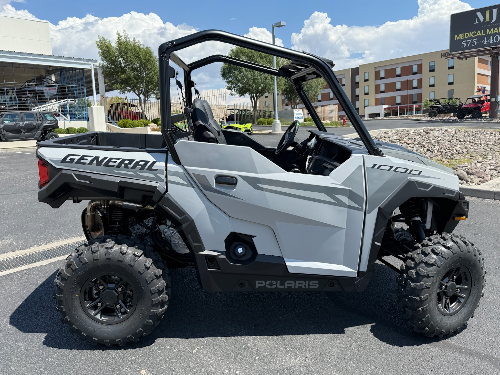 2026 Polaris 2026 POLARIS GENERAL 1000 Sport - Ghost Gray - Photo 5