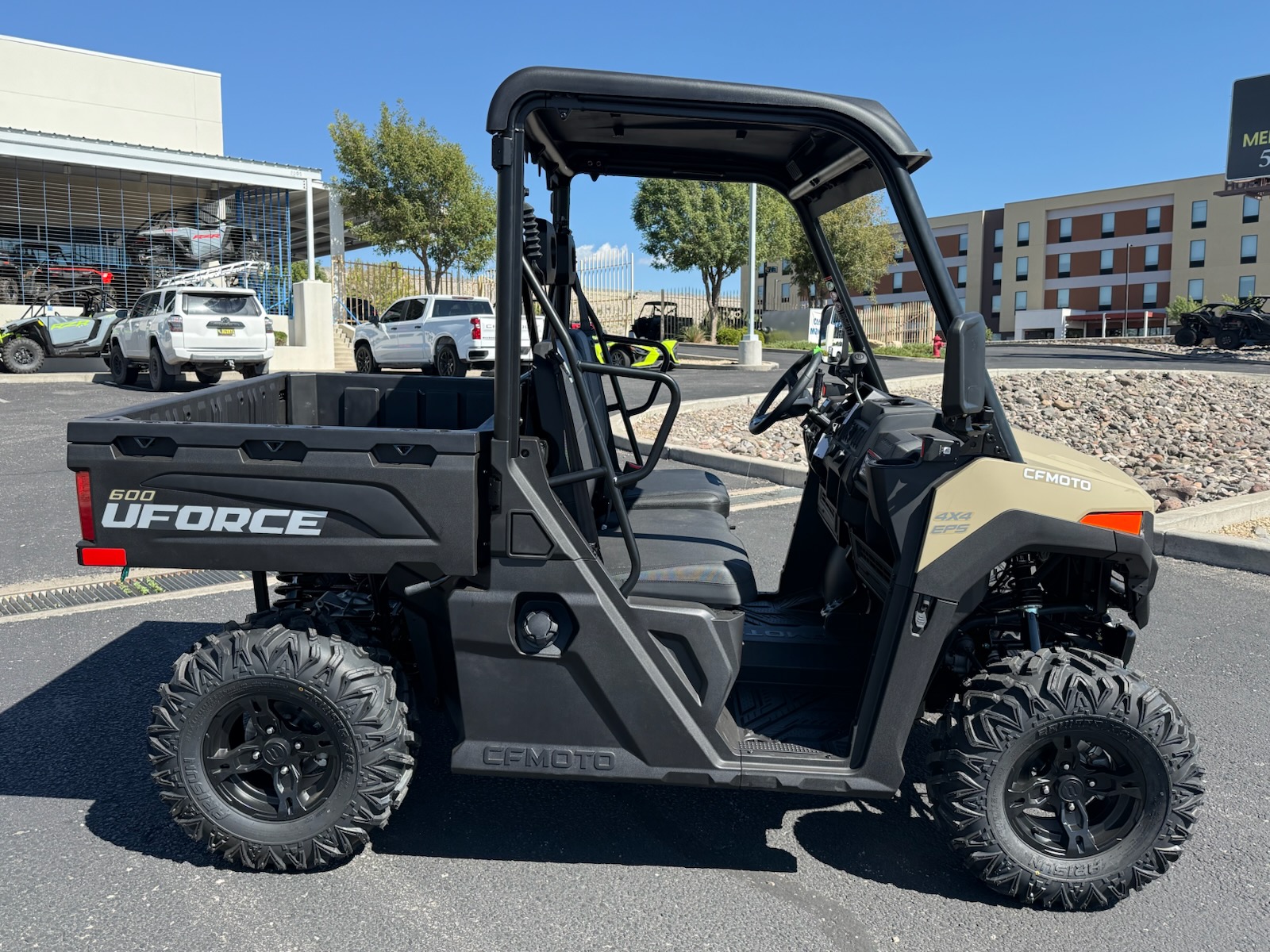 2026 CFMOTO CFMOTO UFORCE 600 DESERT TAN 2026 - Photo 5