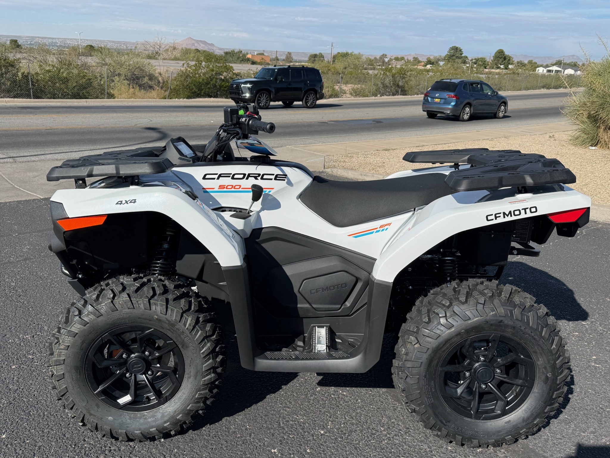 2026 CFMOTO CFORCE 500S PEARL WHITE 2026 - Photo 3