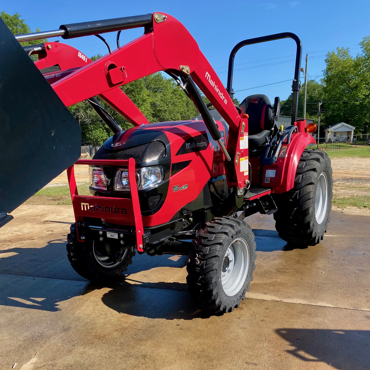 2025 Mahindra 1640 SHUTTLE - 0% for 72