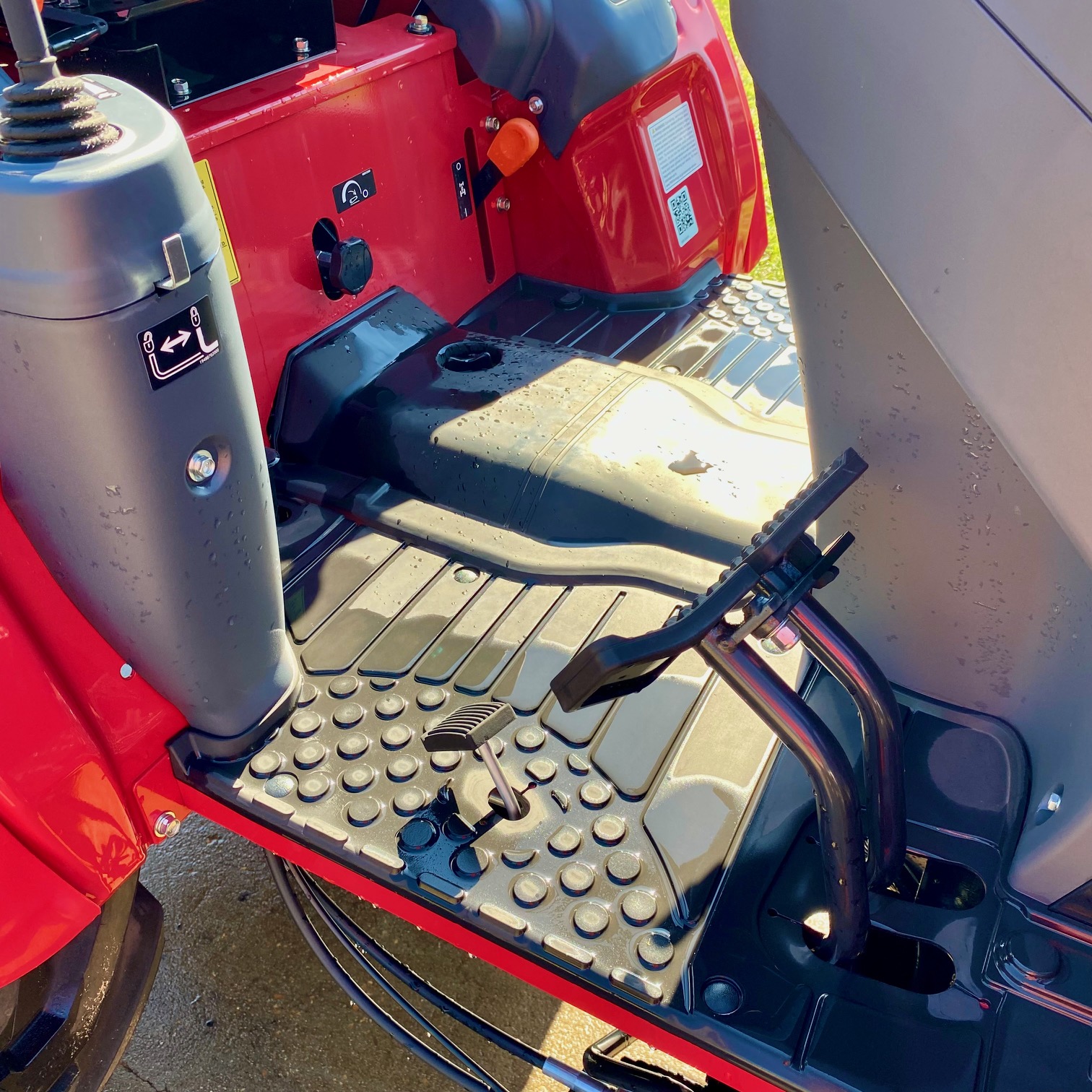 2025 Mahindra 1640 SHUTTLE - 0% for 72 - Photo 8