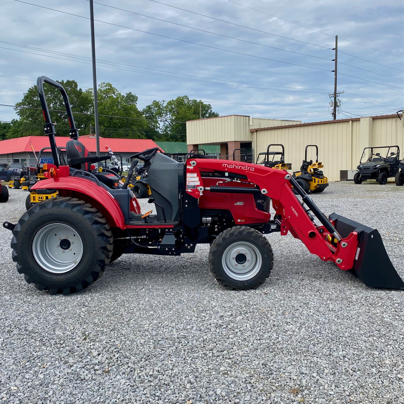 2025 Mahindra 1635 HST - 0% for 72 months - Photo 3