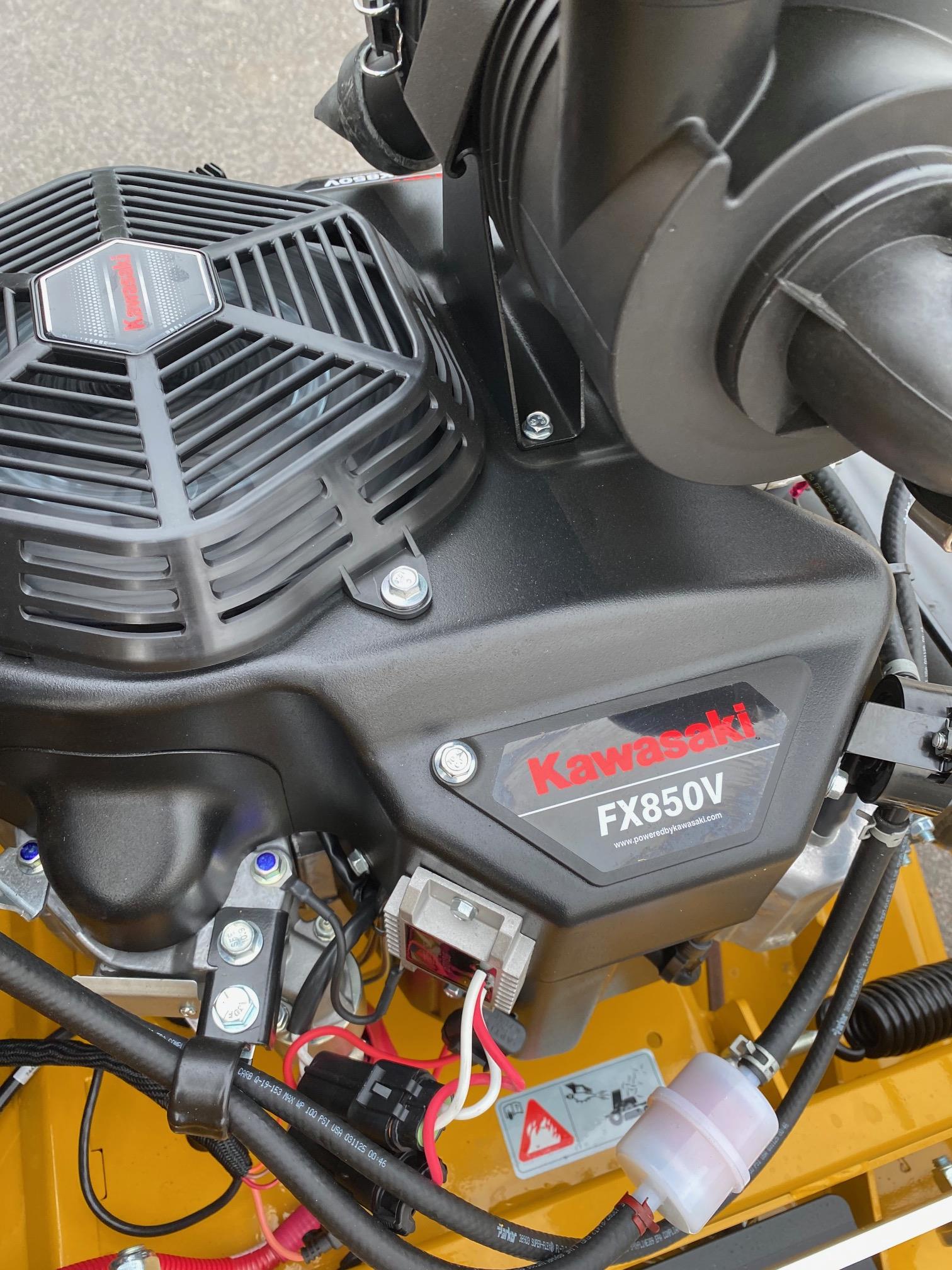 2025 Hustler Turf Equipment Super S 52" Kawasaki FX850 - Photo 5