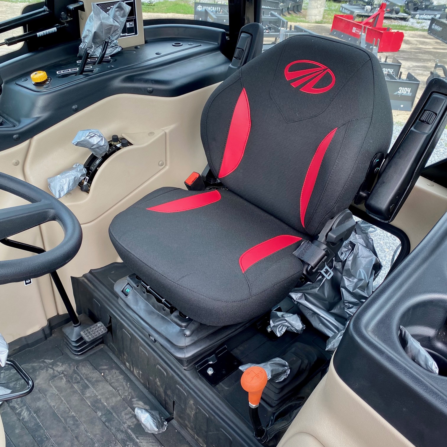 2025 Mahindra 6075 POWER SHUTTLE CAB 0%-60 - Photo 10