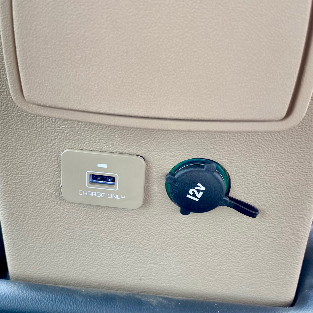 2025 Mahindra 6075 POWER SHUTTLE CAB 0%-60 - Photo 14