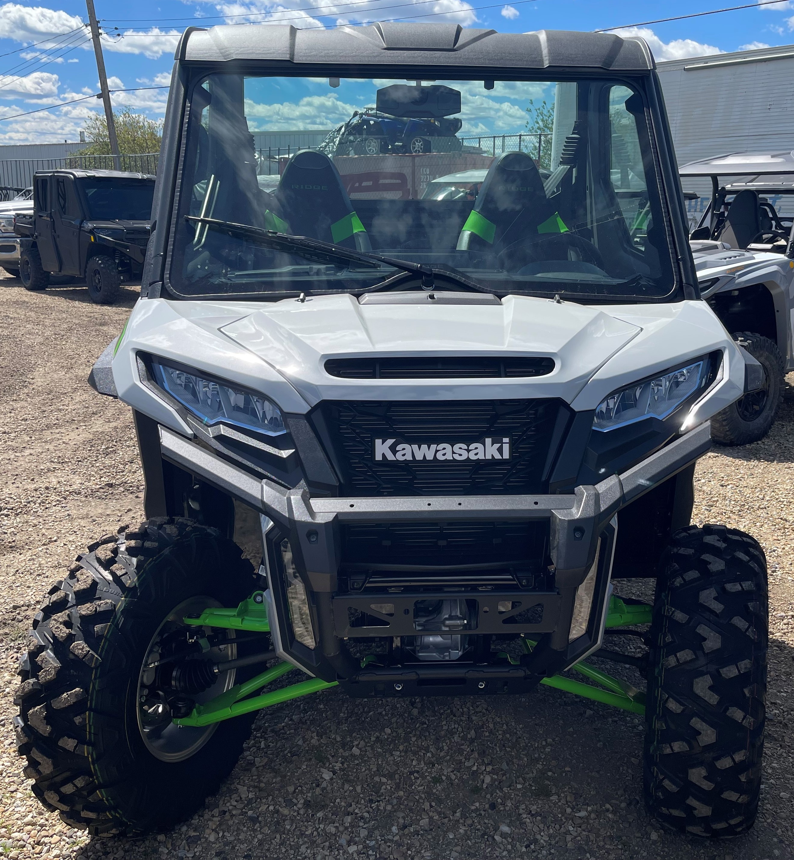 2024 Kawasaki RIDGE XR HVAC - Ice Grey - Photo 2
