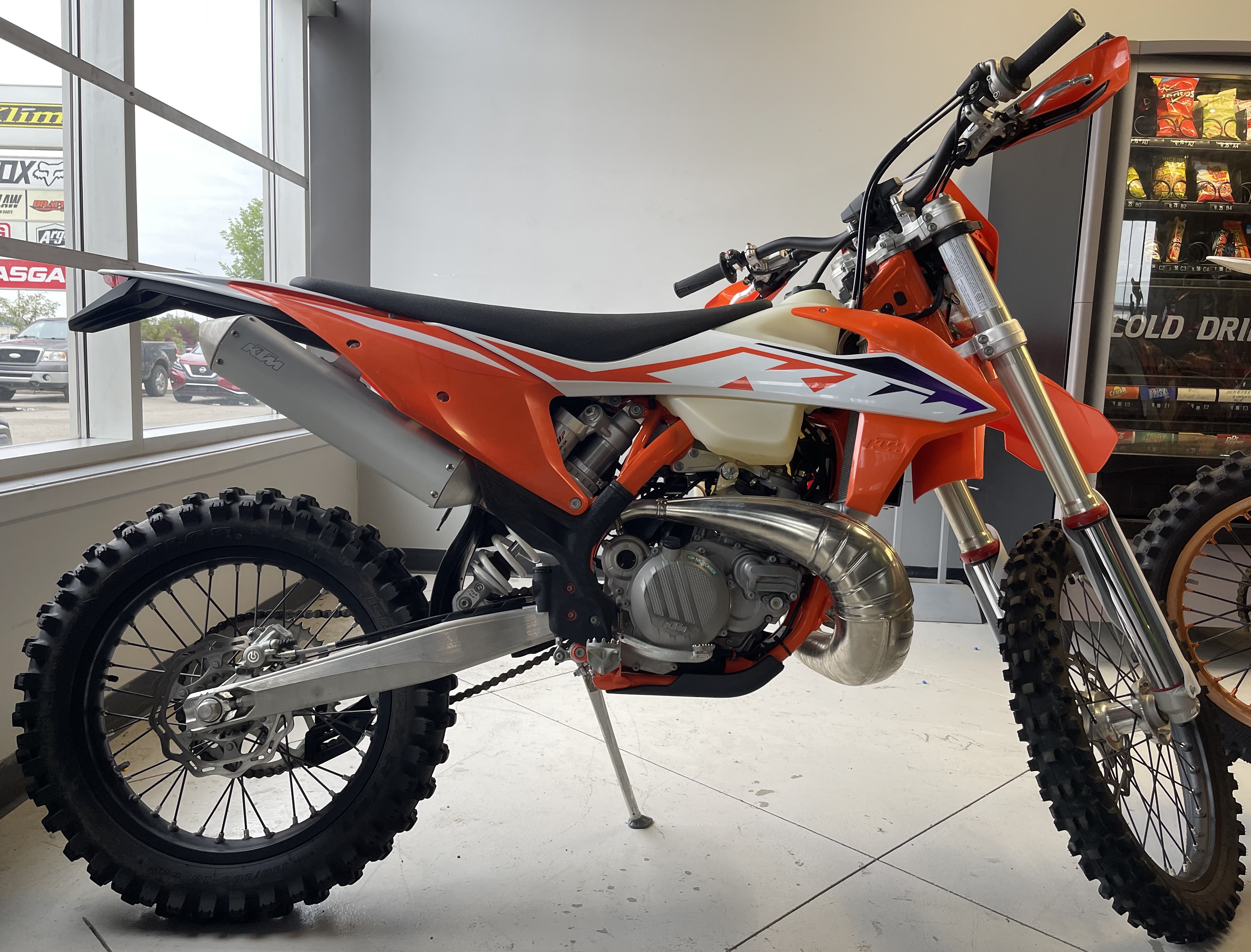 2023 KTM 250 XC-W - Photo 2