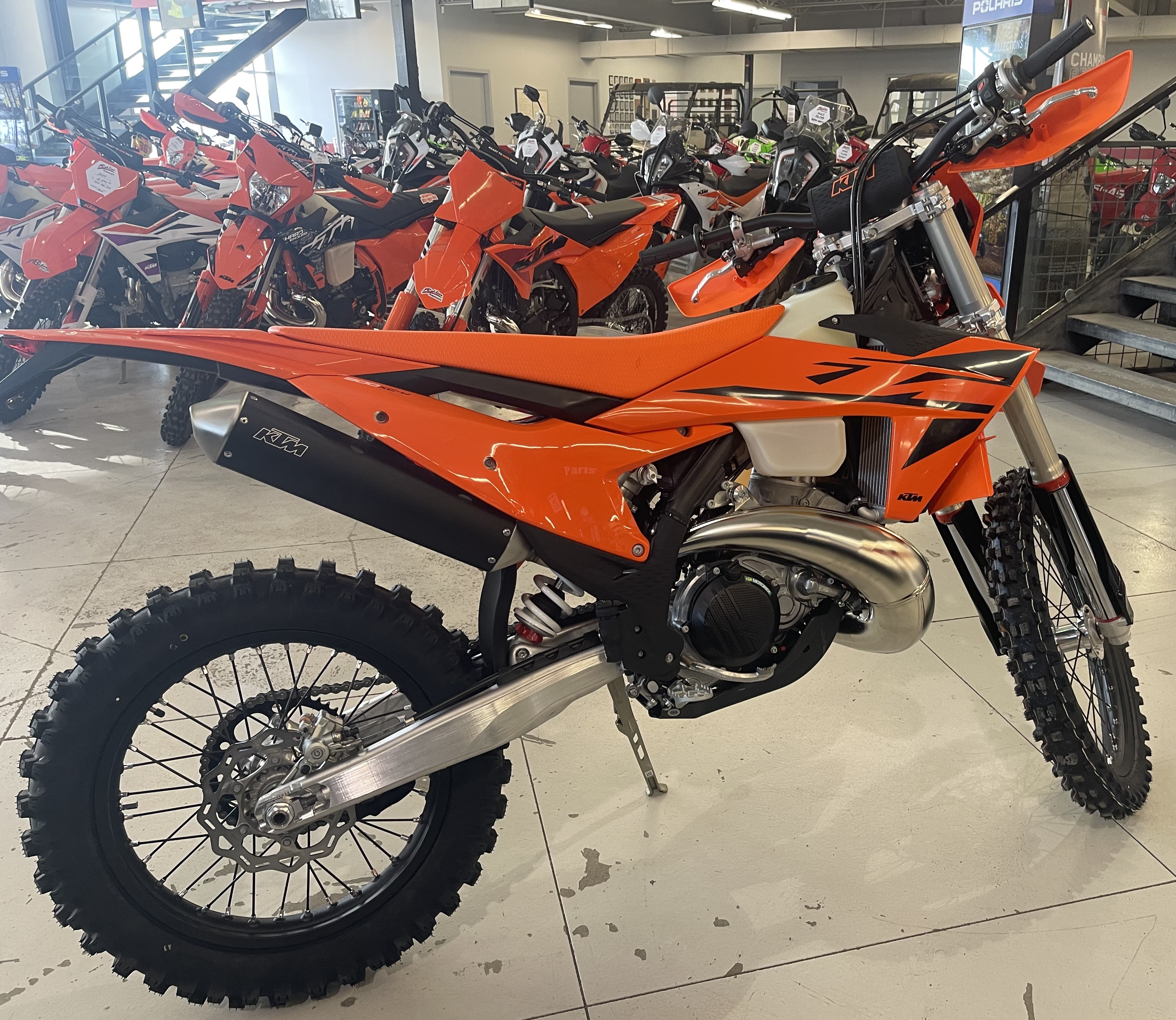 2025 KTM 300 XC-W - Photo 3
