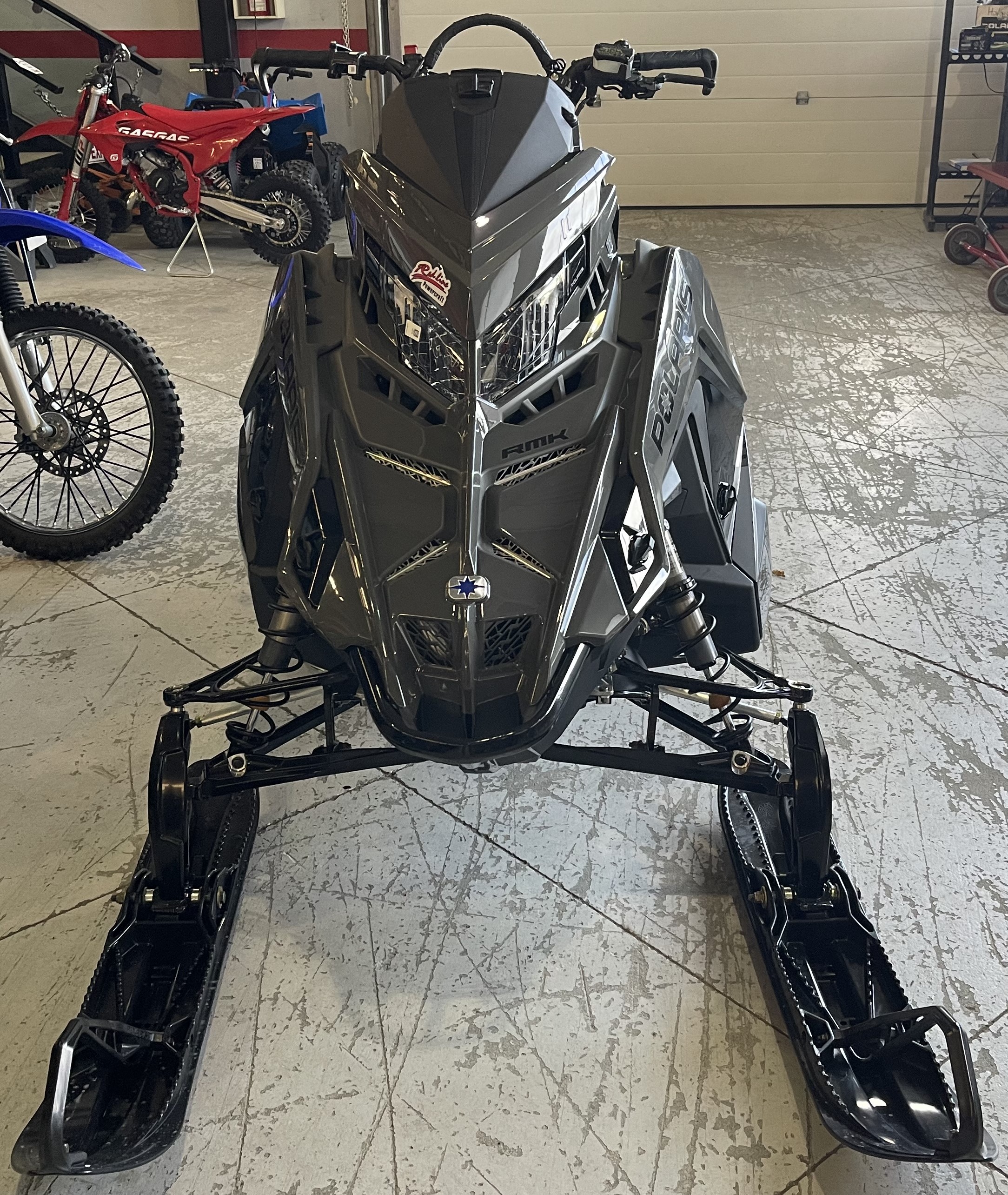 2025 Polaris BOOST PRO RMK 155 2.75" - Photo 3