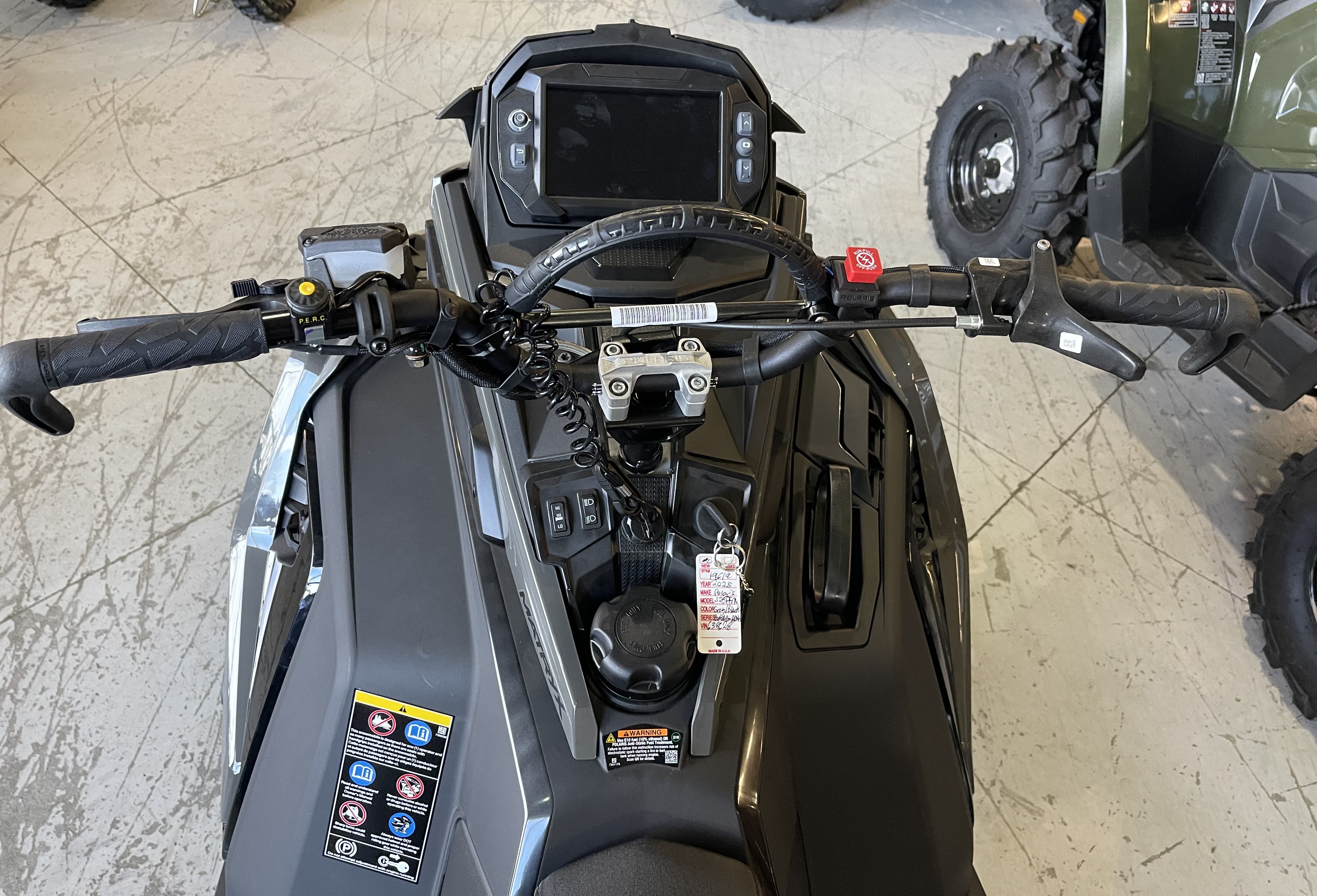 2025 Polaris BOOST PRO RMK 155 2.75" - Photo 8