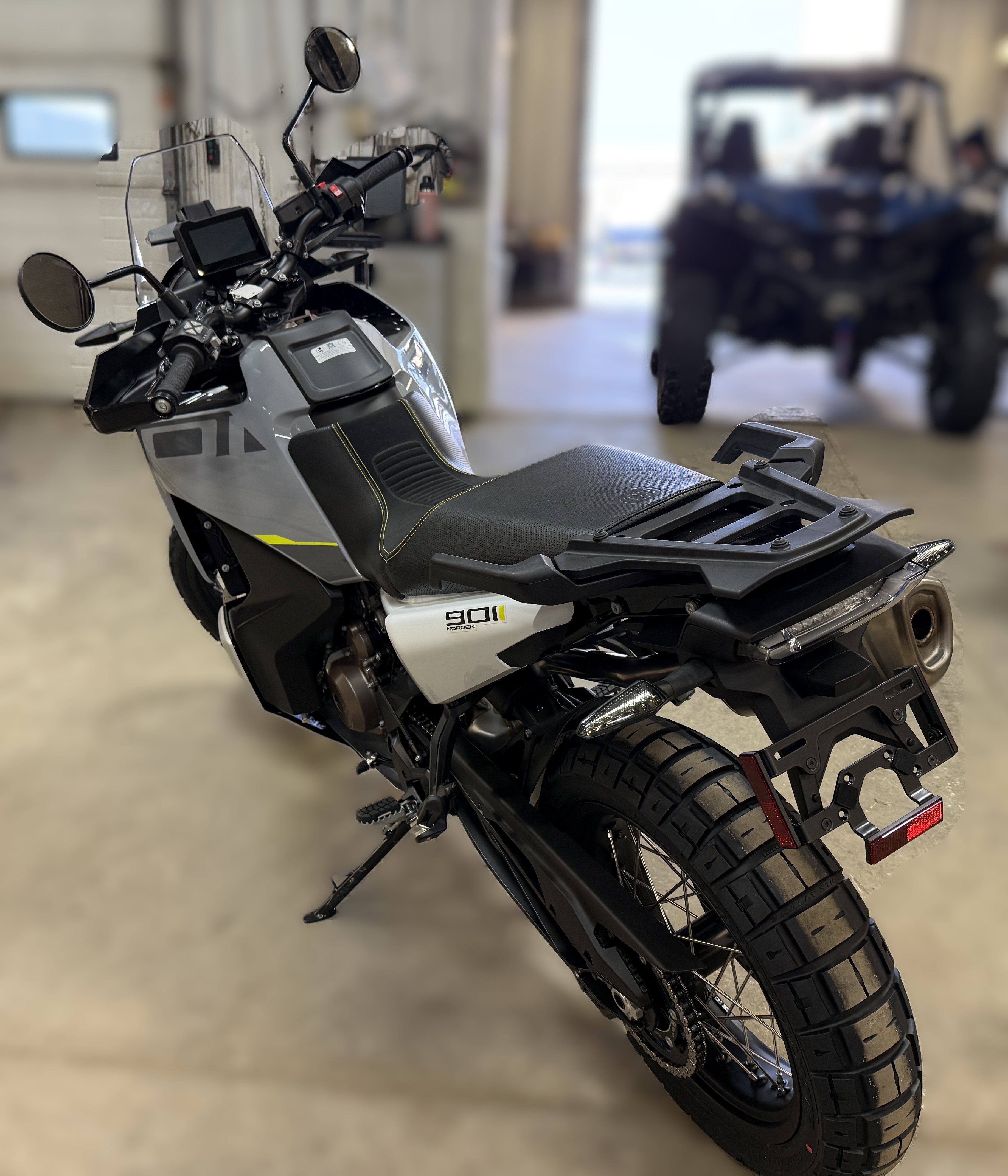 2025 Husqvarna Motorcycles NORDEN 901 - Photo 8