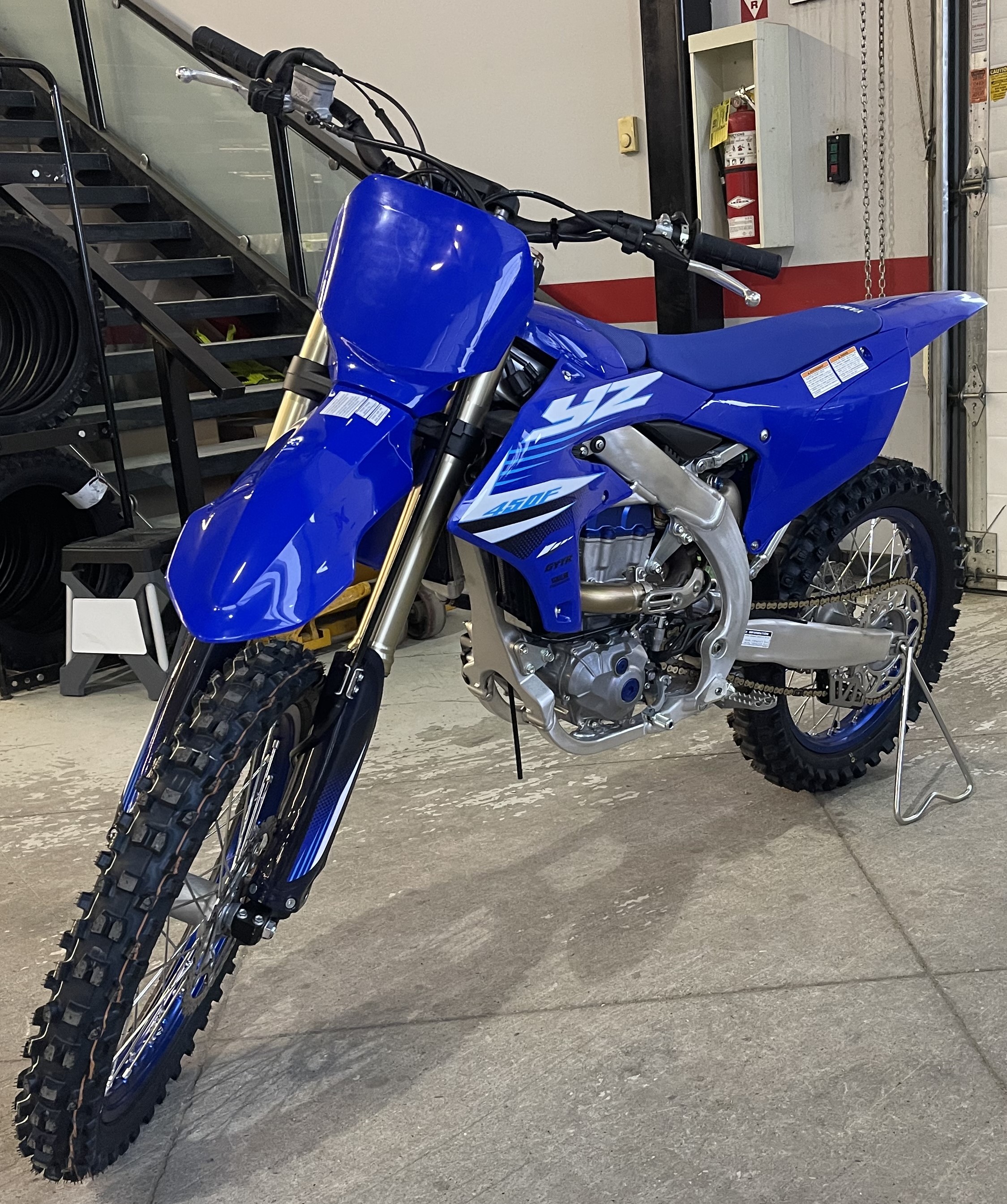 2025 Yamaha YZ450F - Photo 2