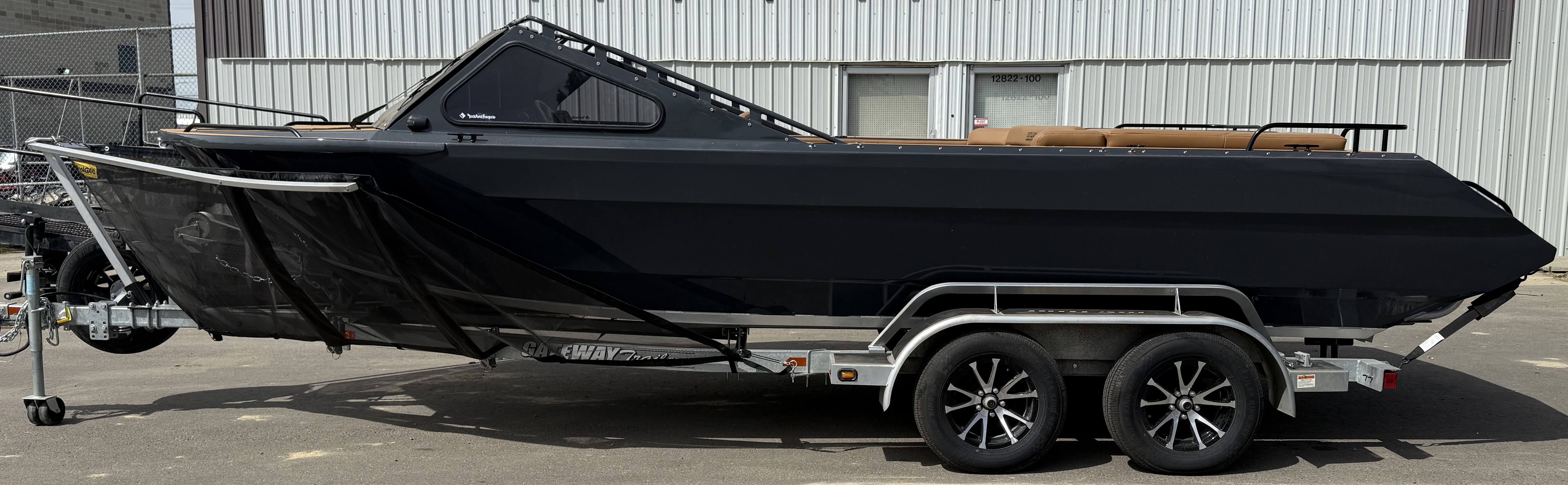 2025 Outlaw Eagle 20 MUSKWA