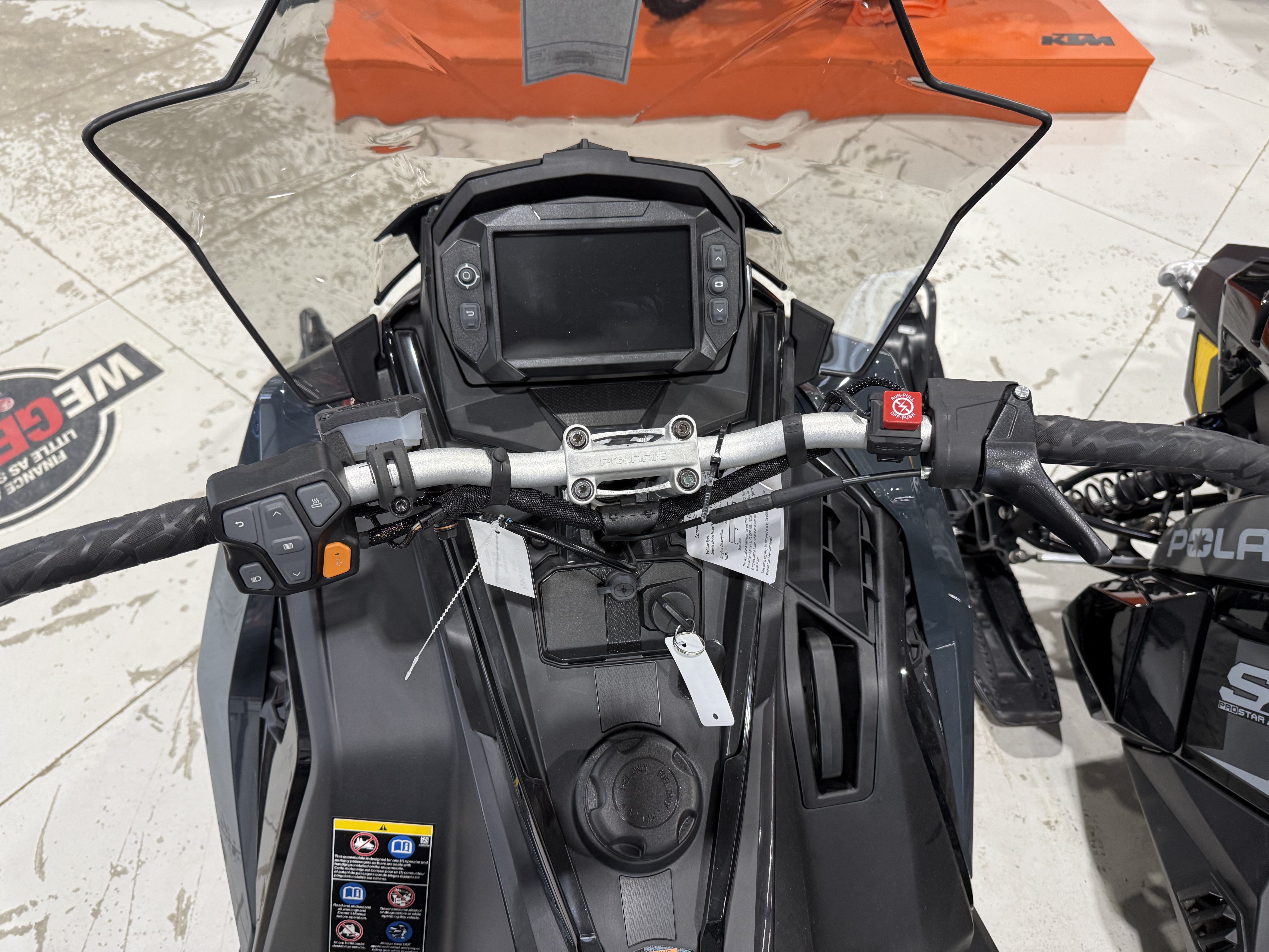 2026 Polaris 650 VOYAGEUR XC 155 - Photo 8
