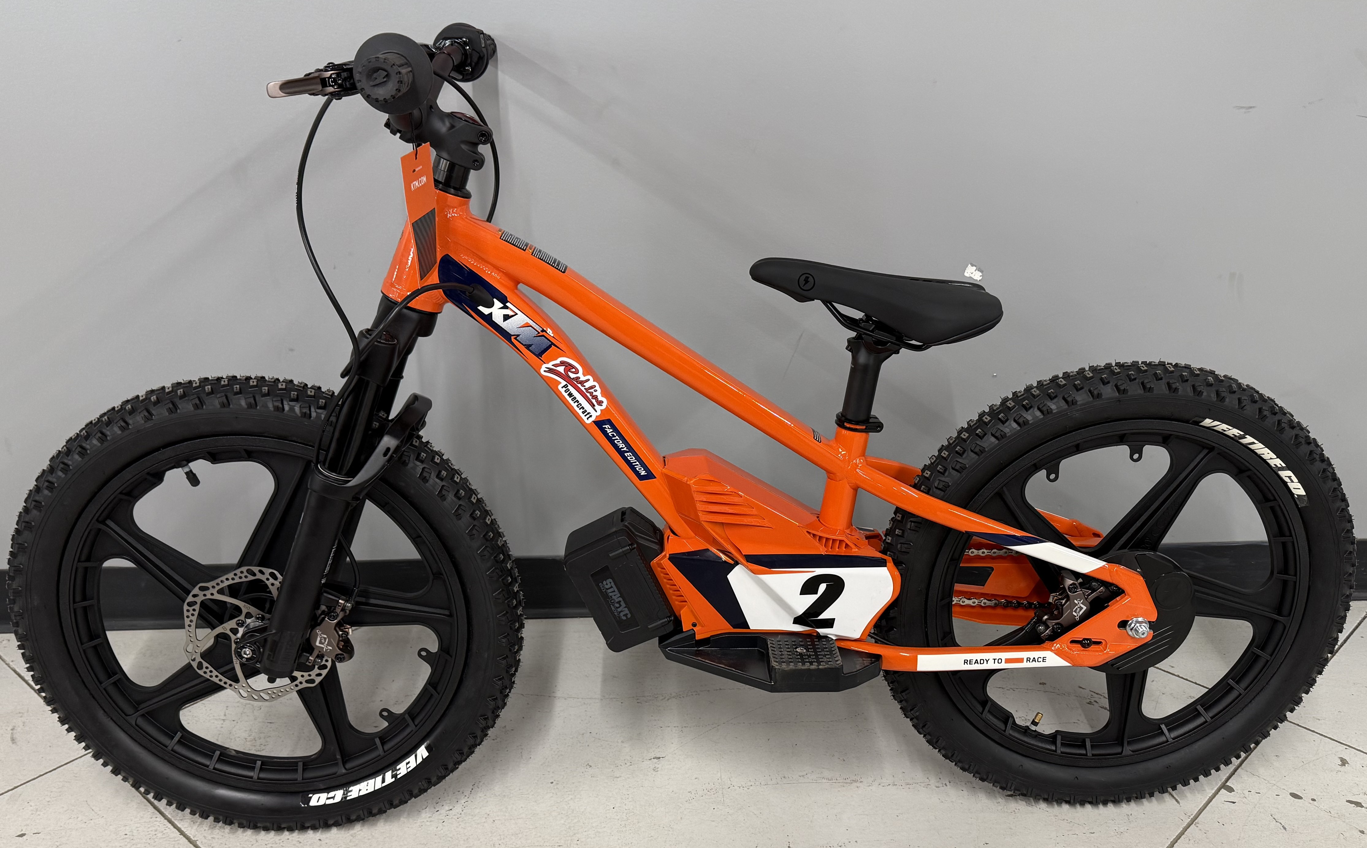 1 KTM STACYC 20eDRIVE
