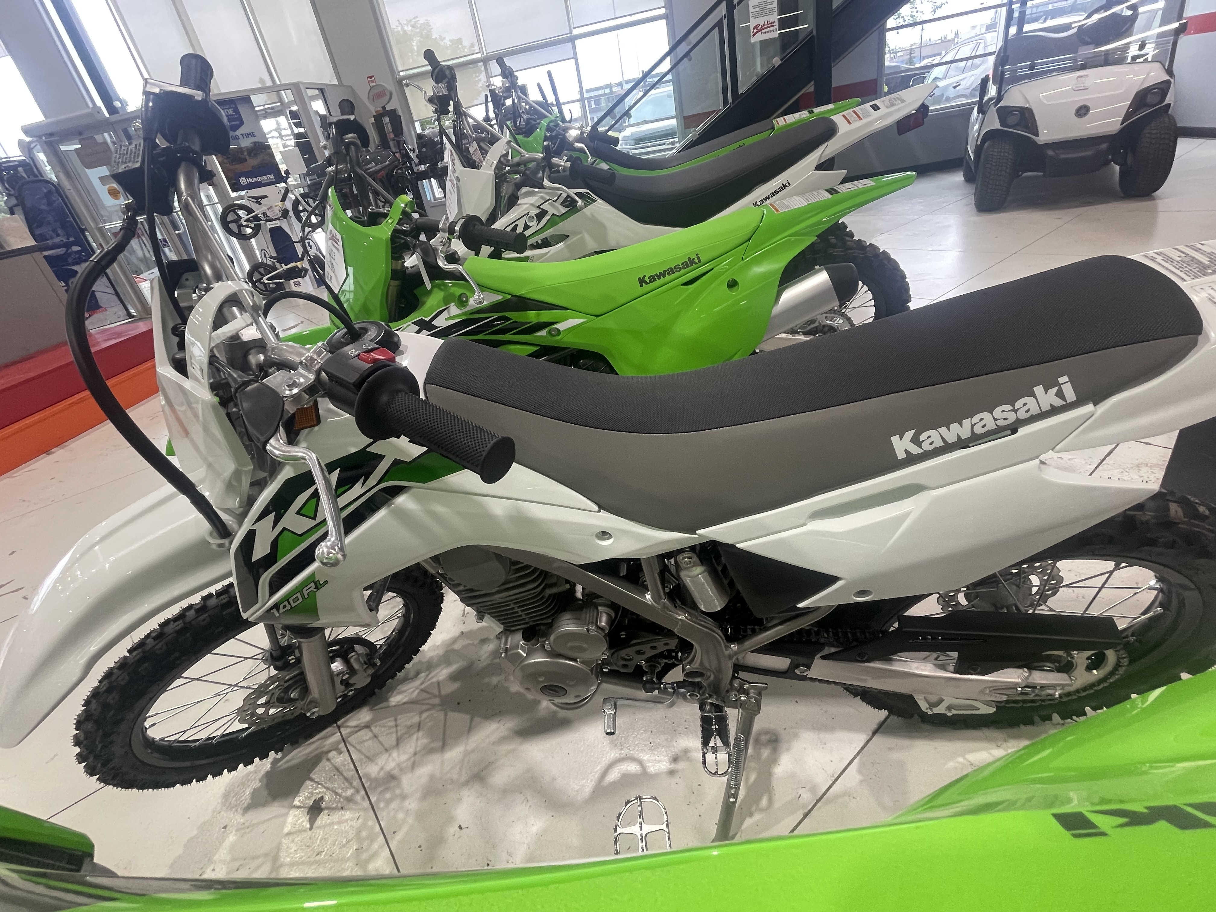 公式写真Ｄ Inventory from Arctic Cat, Triumph and Kawasaki Red-Line Power