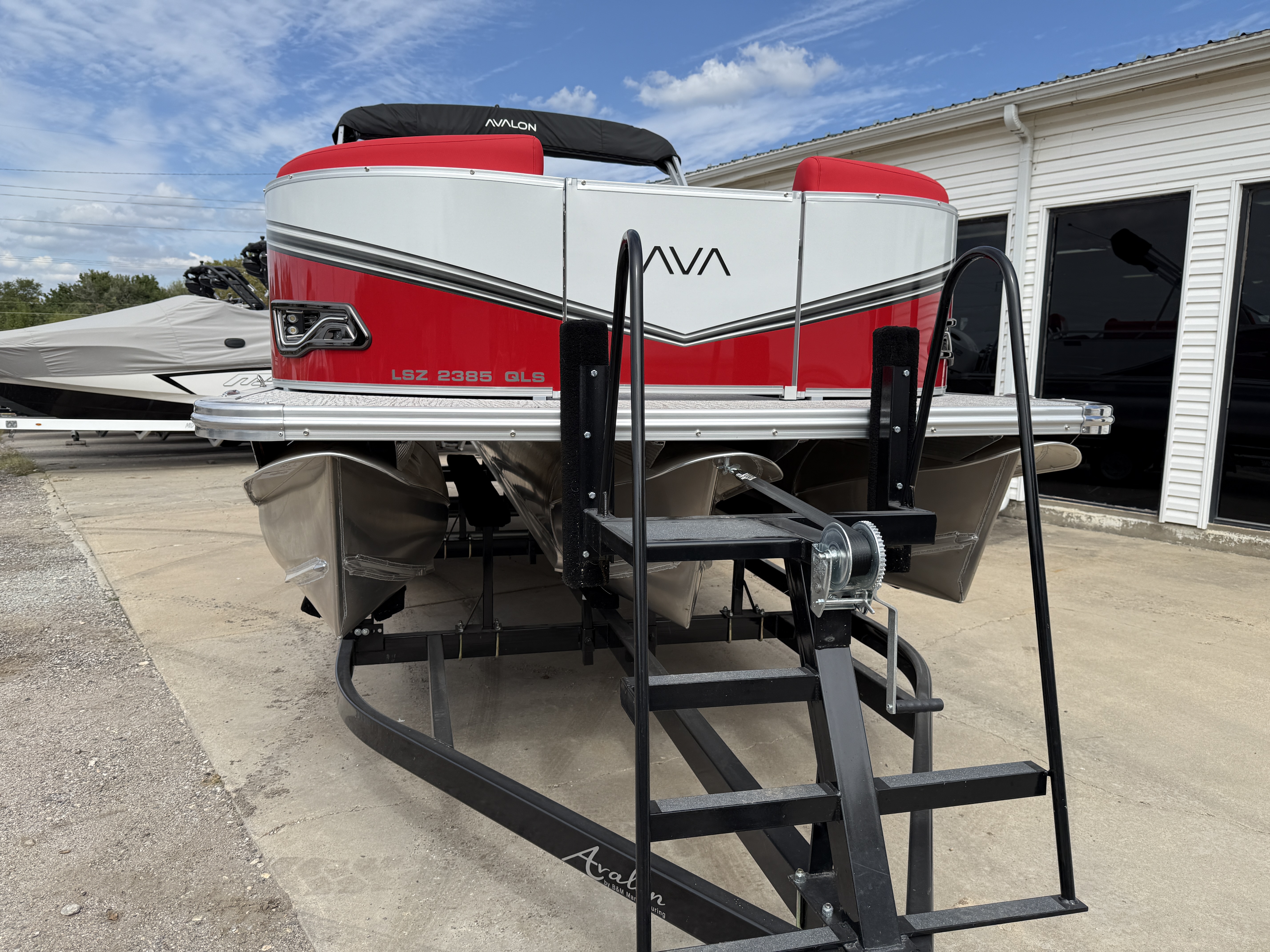 2026 Avalon 2385 LSZ Quad Lounge Shift for Sale | Mid Kansas
