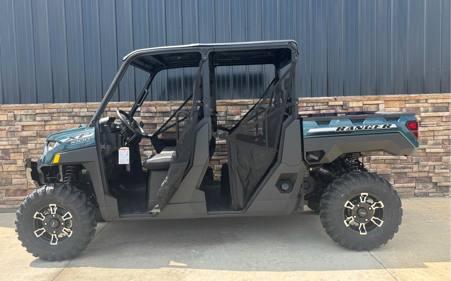 2026 Polaris RANGER CREW XP 1000 PREMIUM - Photo 2
