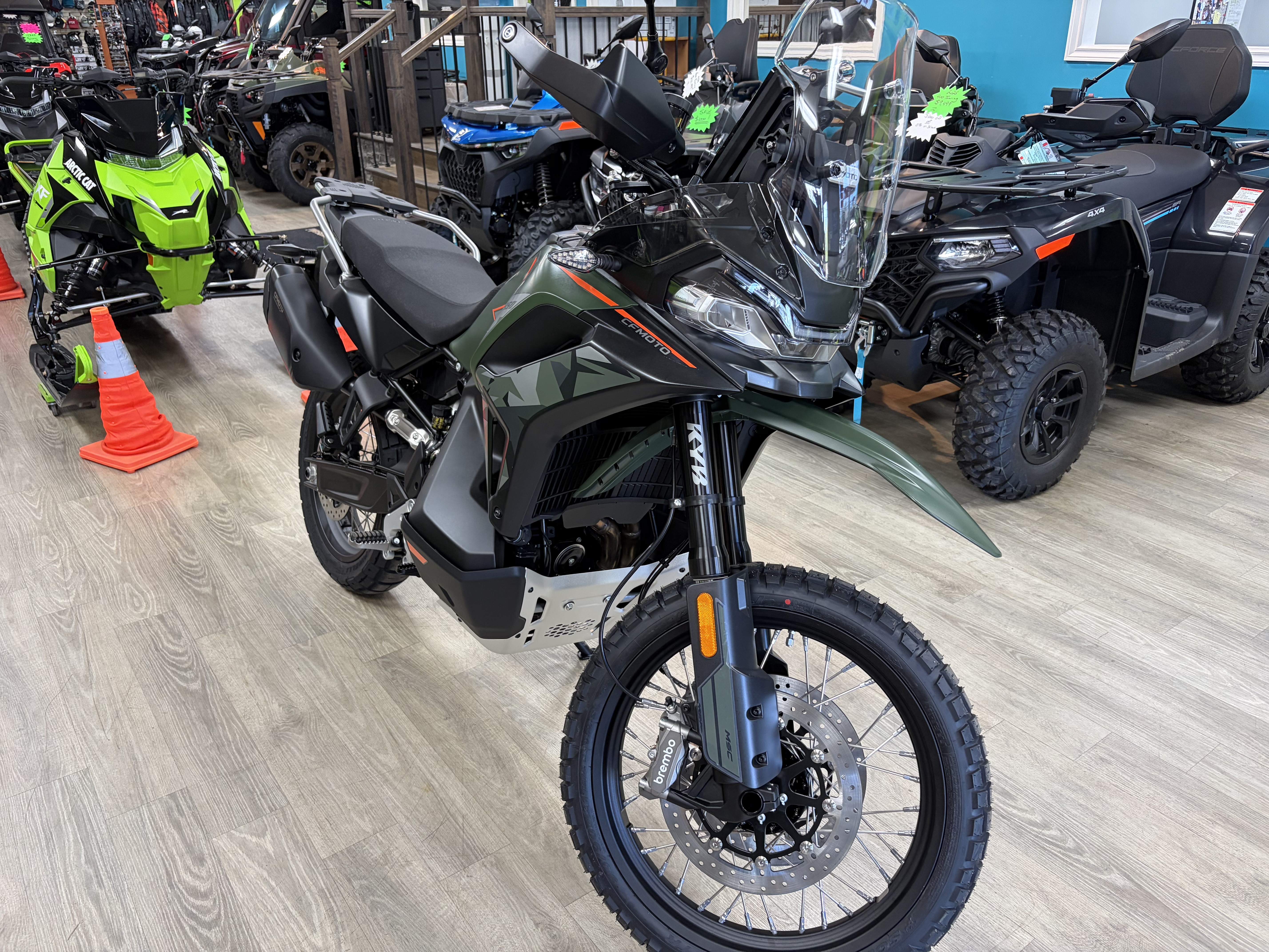 2027 IBEX 950