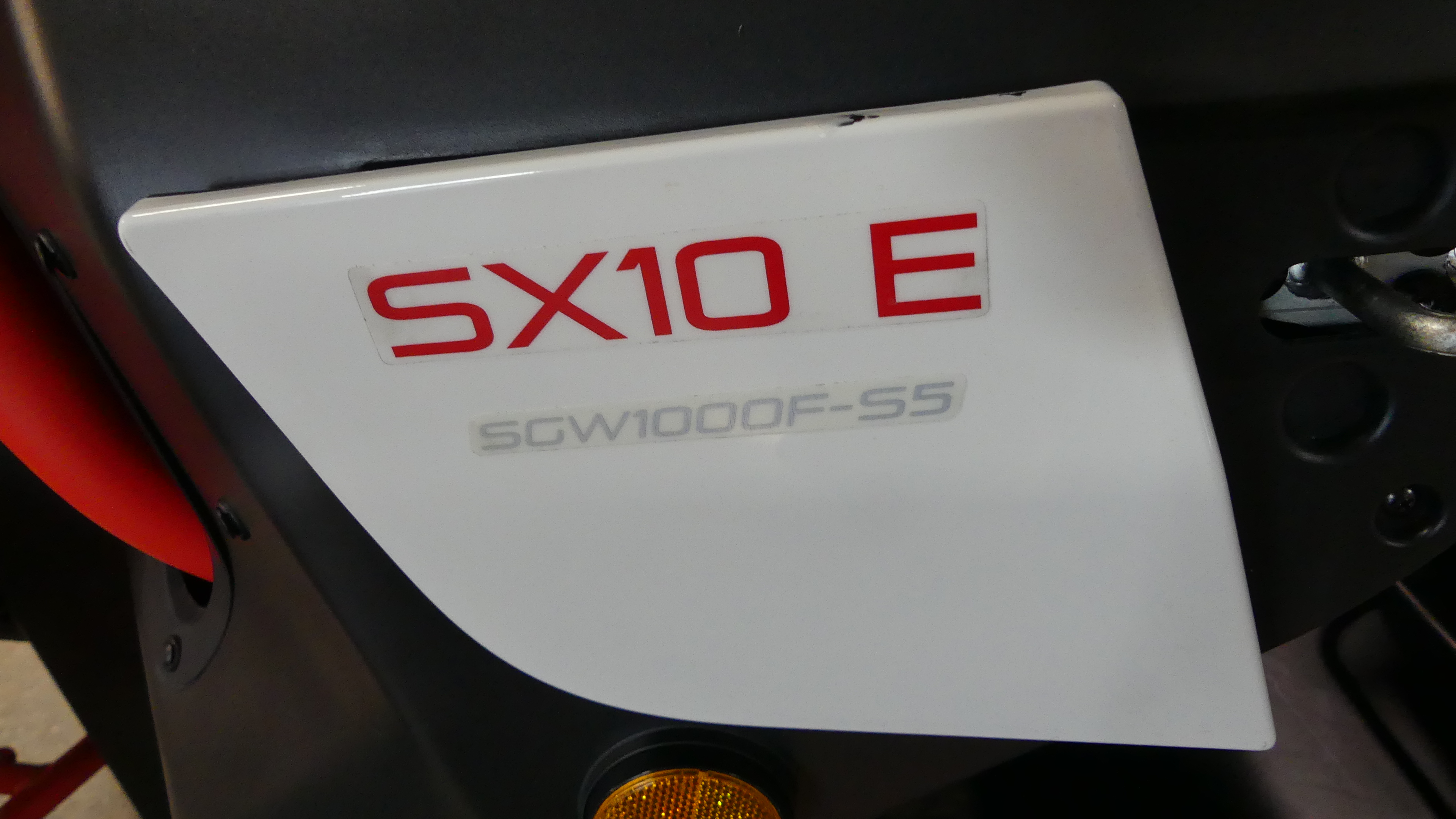 2024 Segway Powersports Villain SX10 S White / Red - Photo 8