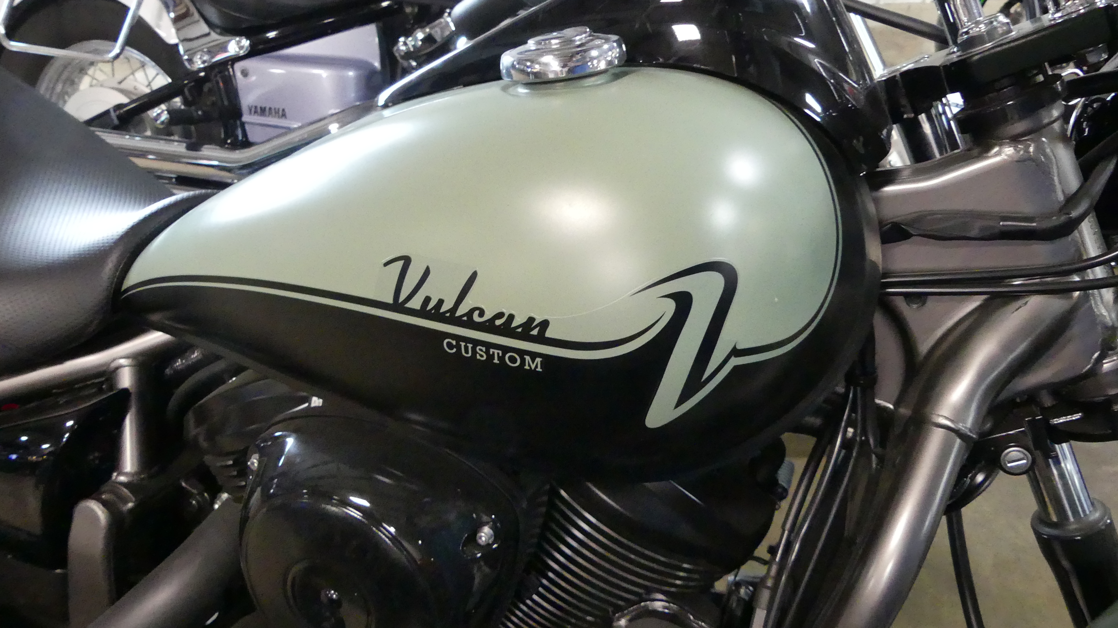 2023 Kawasaki Vulcan 900 Custom - Photo 2