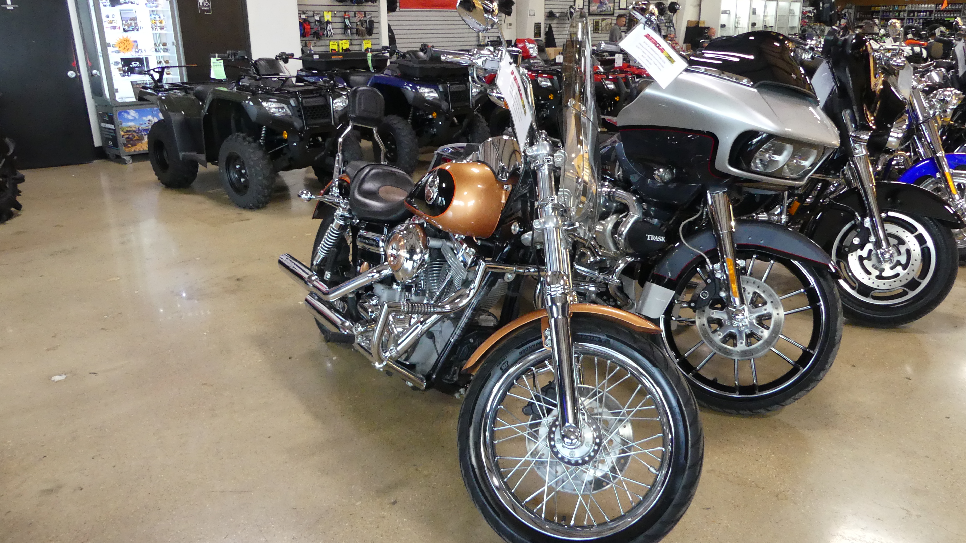 2008 Harley-Davidson® Dyna® Super Glide® Custom