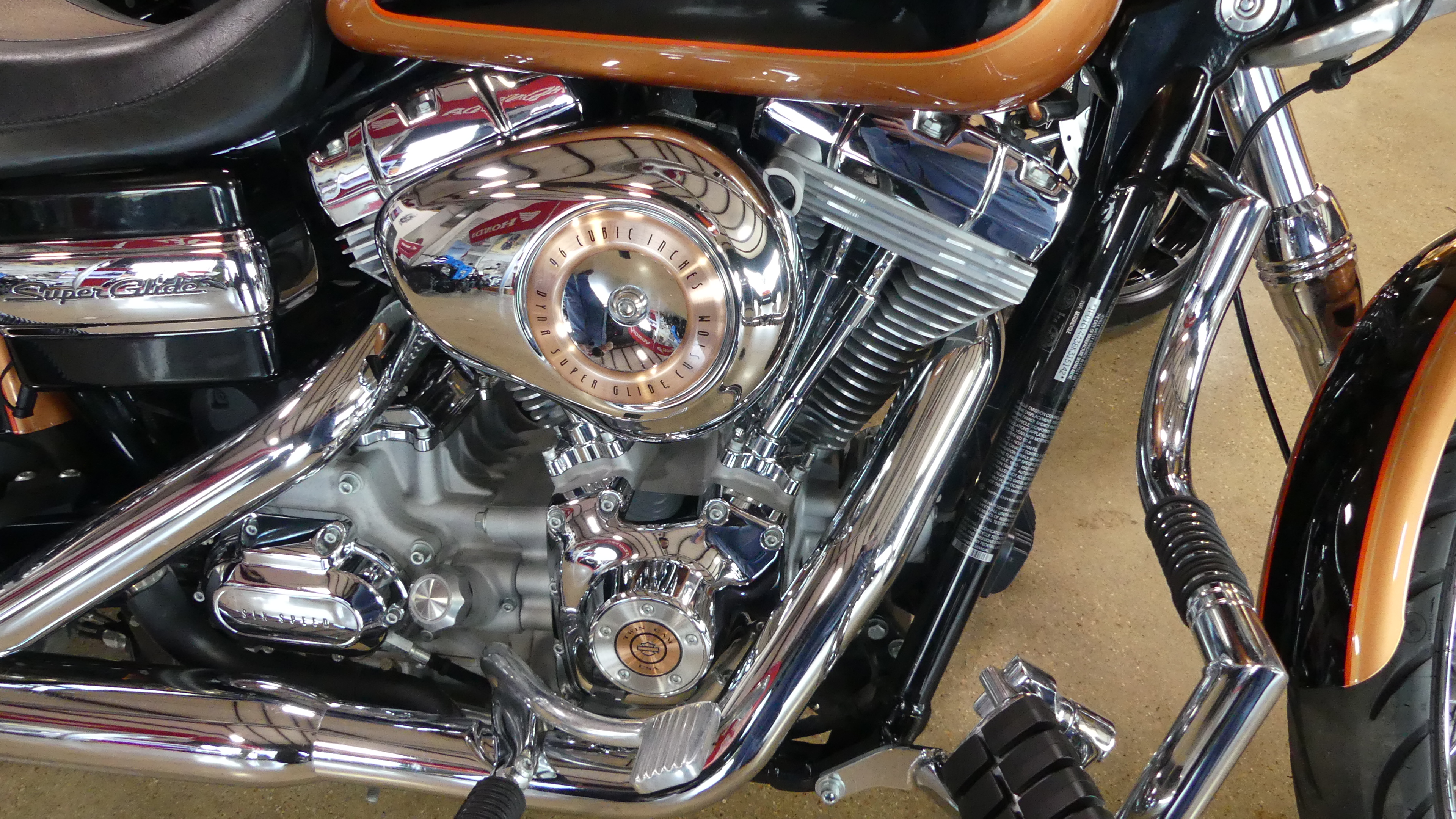 2008 Harley-Davidson® Dyna® Super Glide® Custom - Photo 3