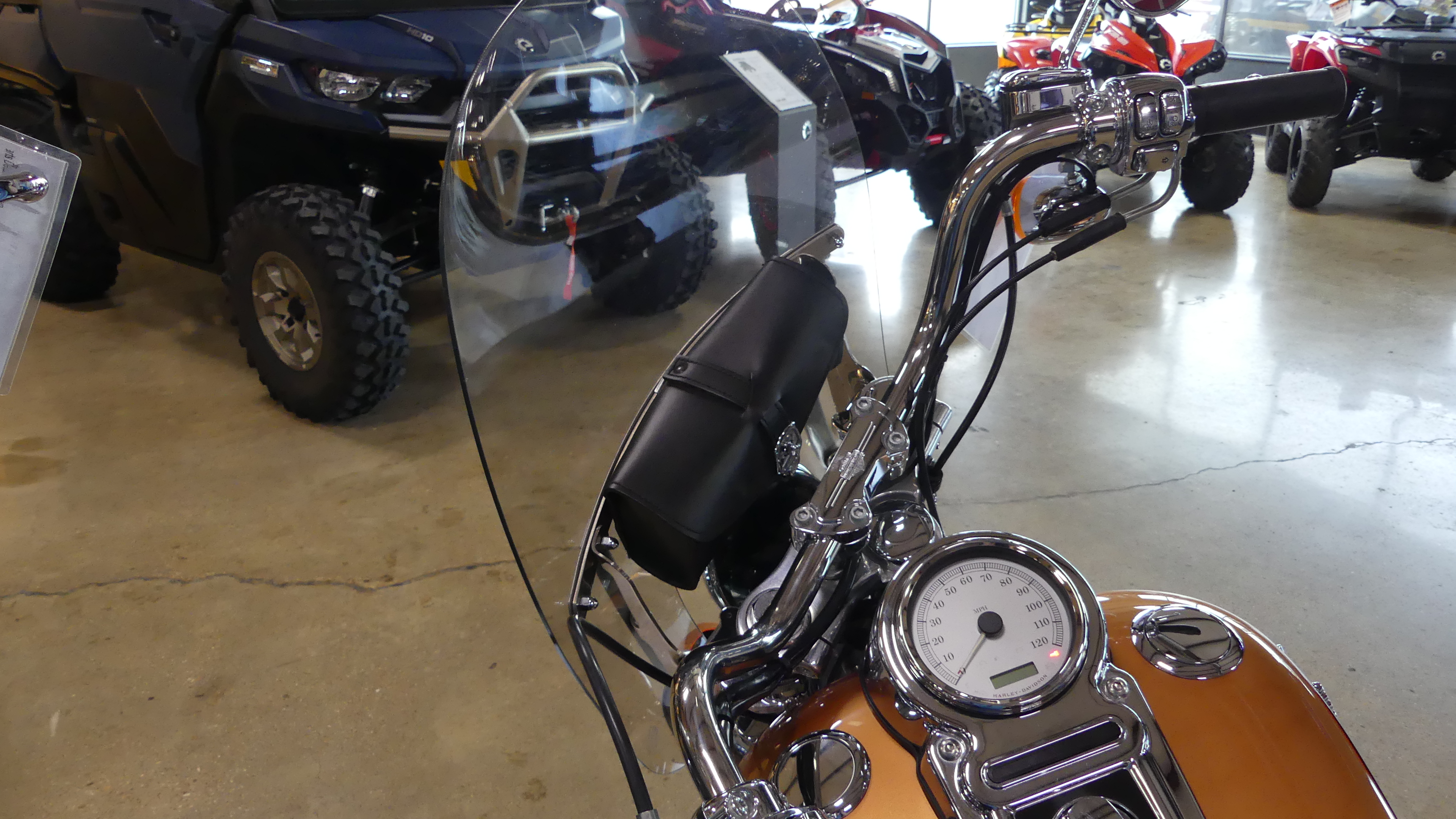 2008 Harley-Davidson® Dyna® Super Glide® Custom - Photo 10