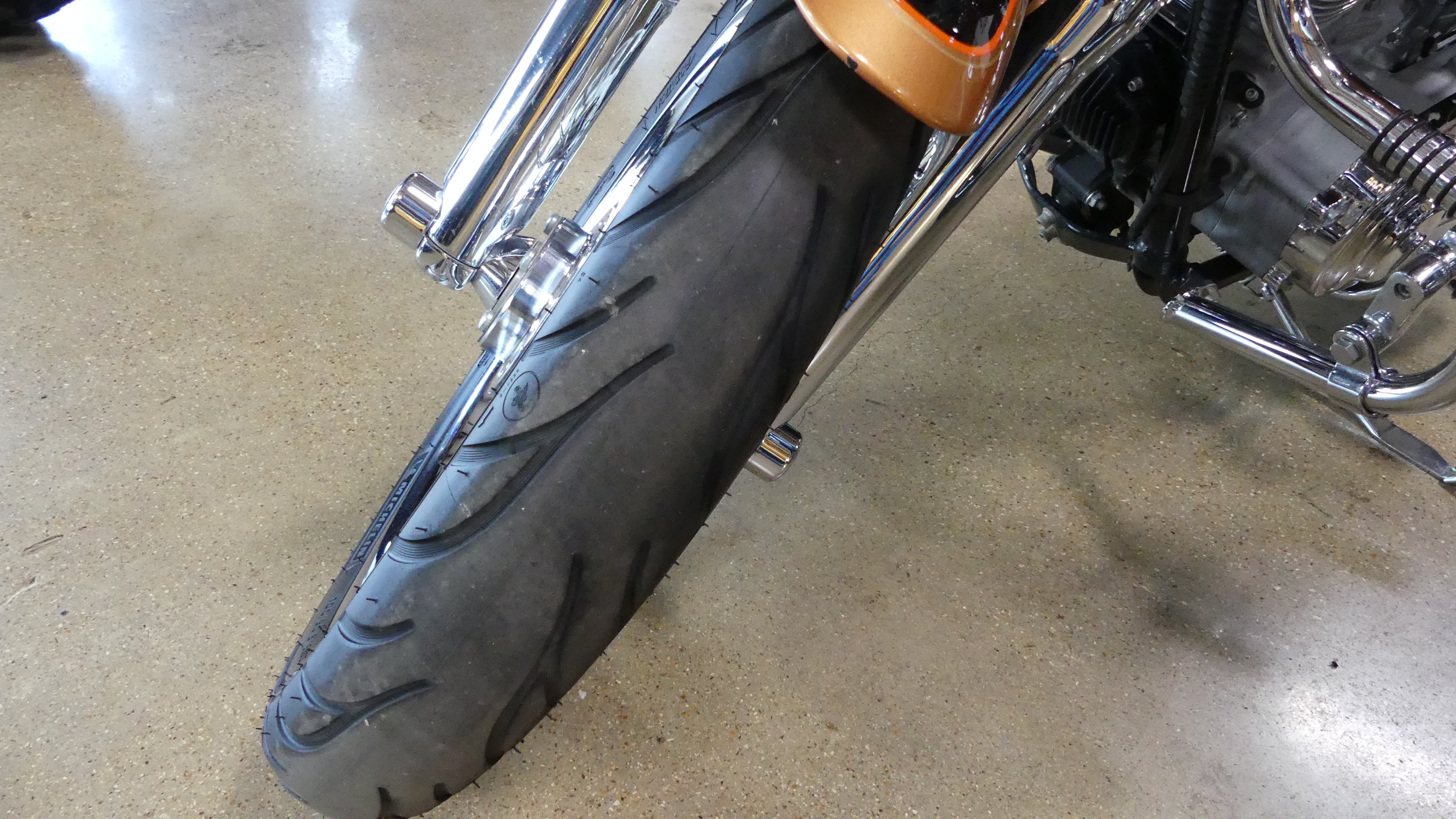 2008 Harley-Davidson® Dyna® Super Glide® Custom - Photo 12