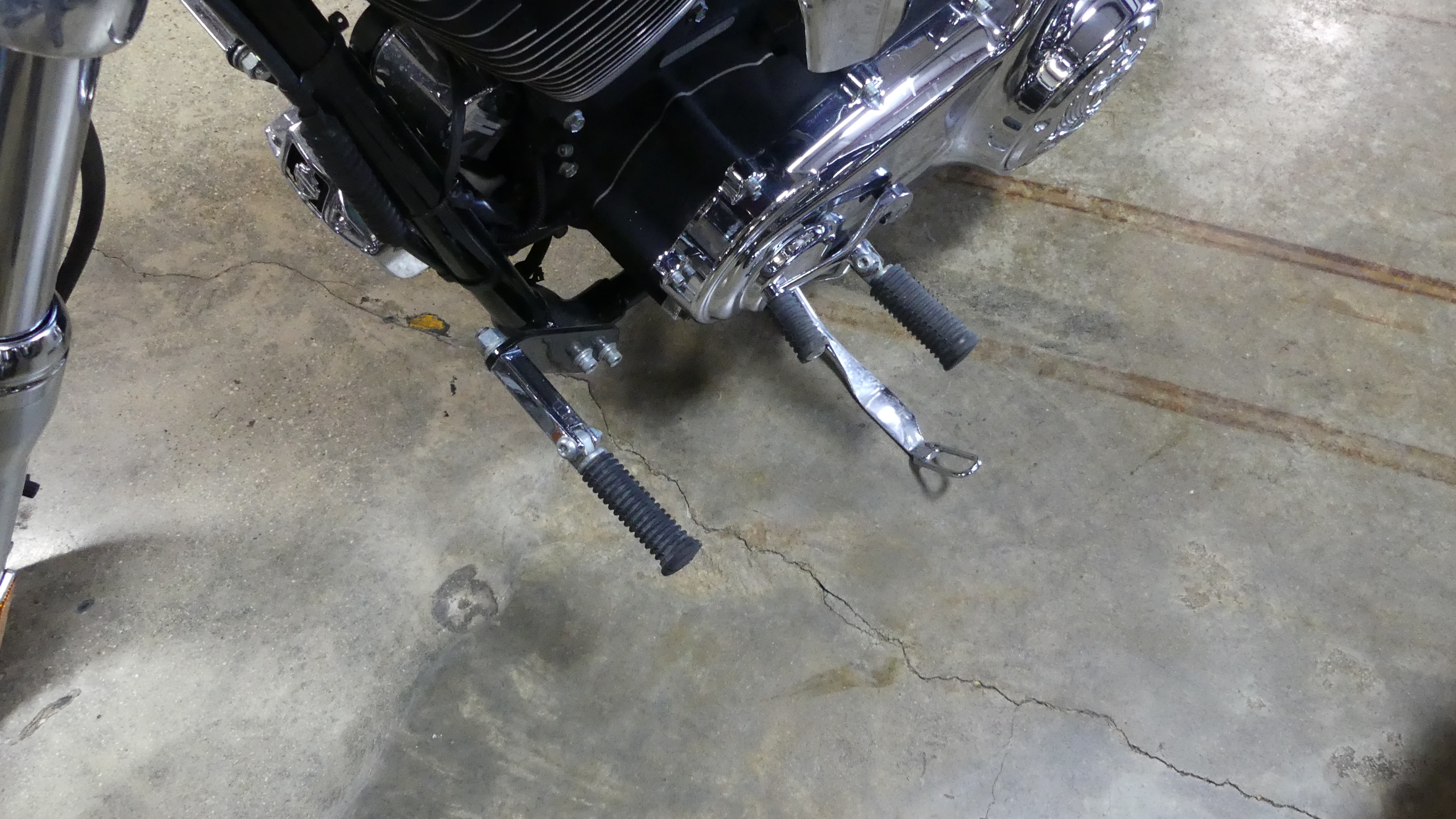 2007 Harley-Davidson® FXDL Dyna® Low Rider® - Photo 9