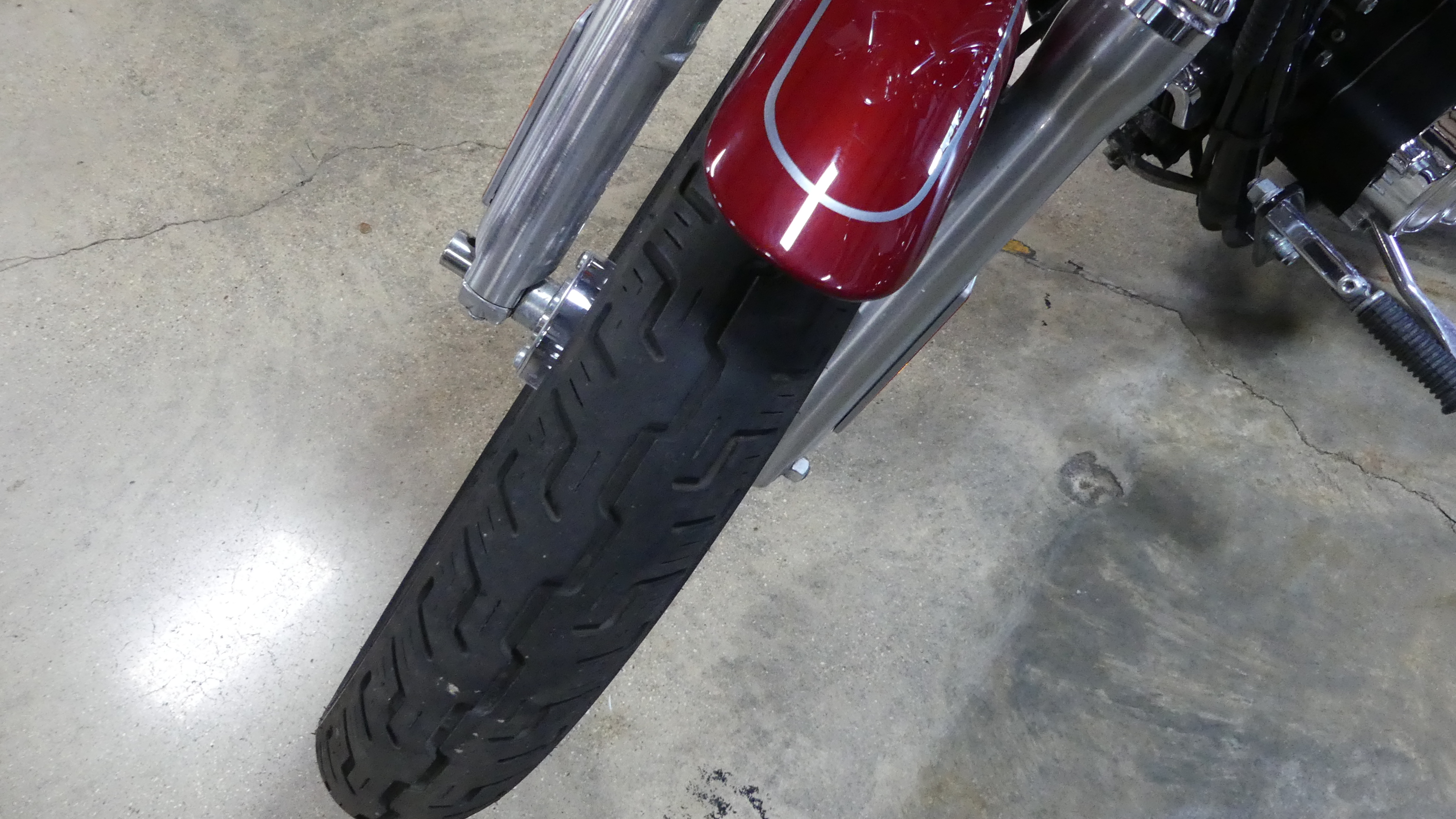 2007 Harley-Davidson® FXDL Dyna® Low Rider® - Photo 10