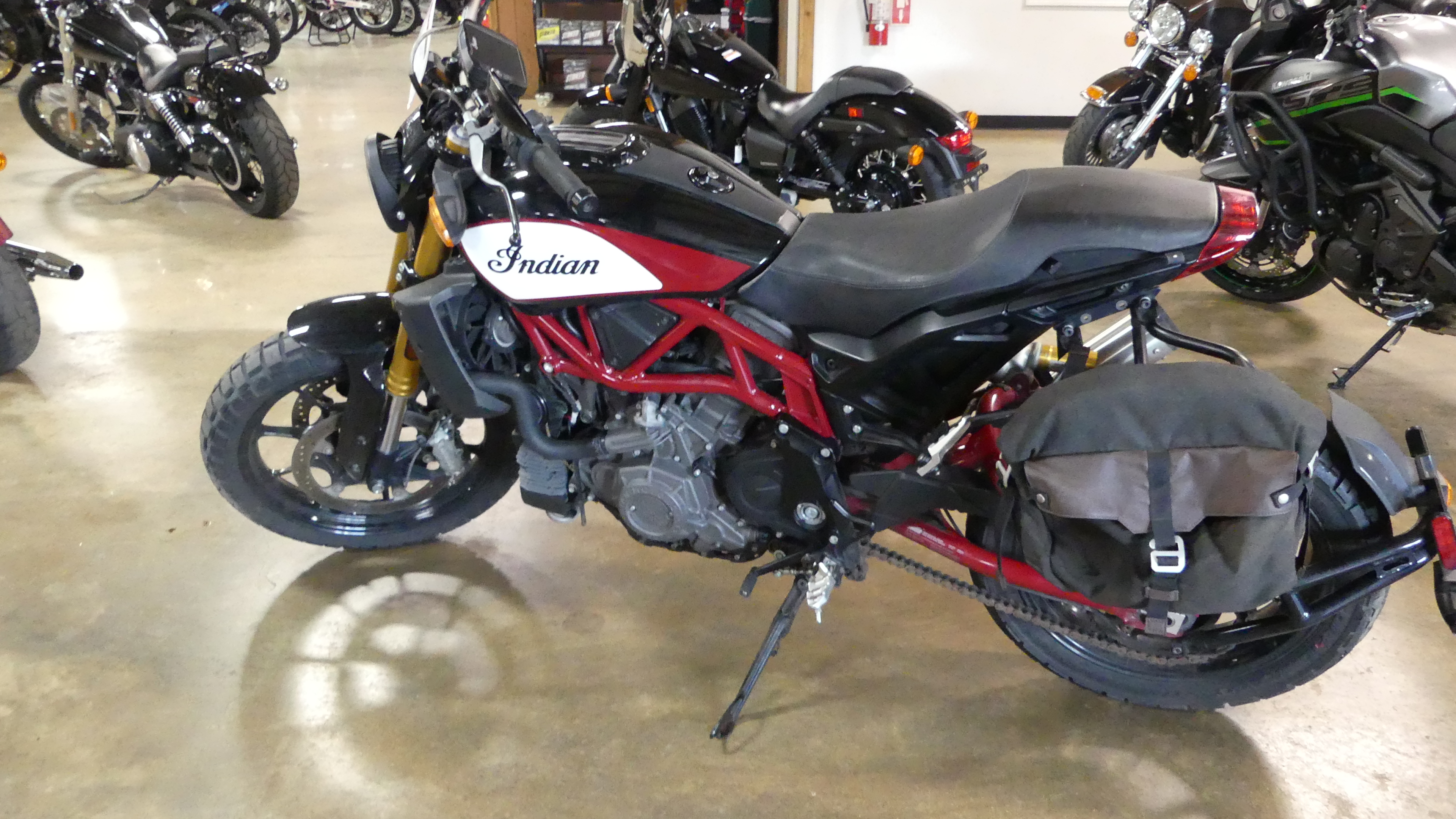 2019 Indian Motorcycle FTR™ 1200 S - Photo 7